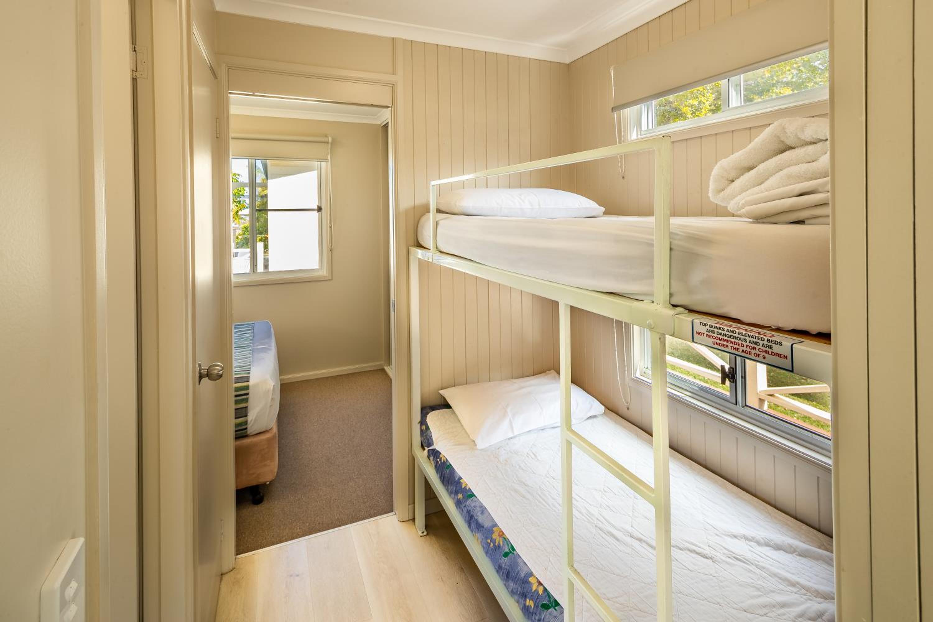 Standard Cabin (1BR) - No pets allowed photo 3