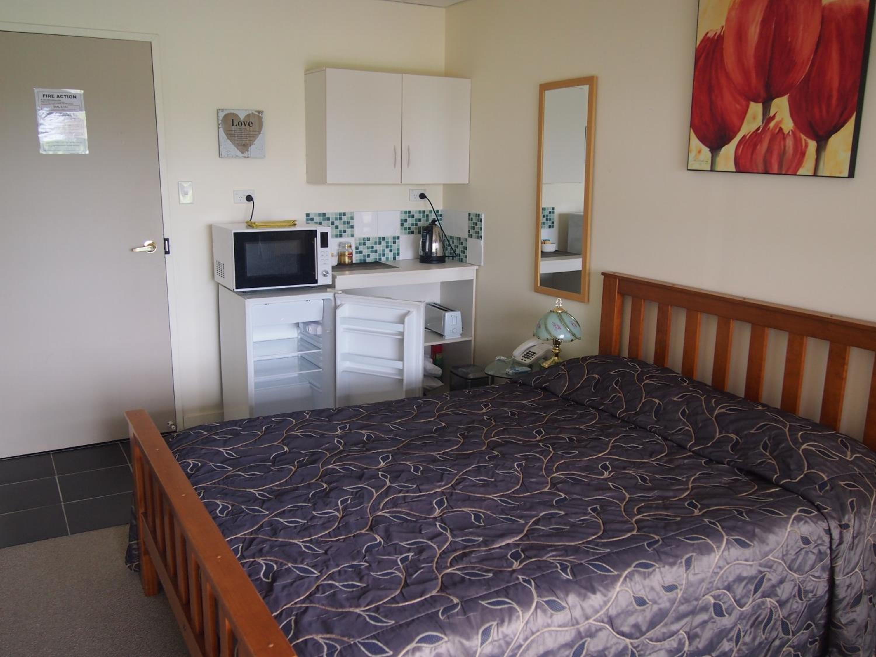 Standard Queen Room - Photo 1