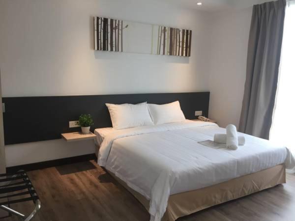 Superior King Room