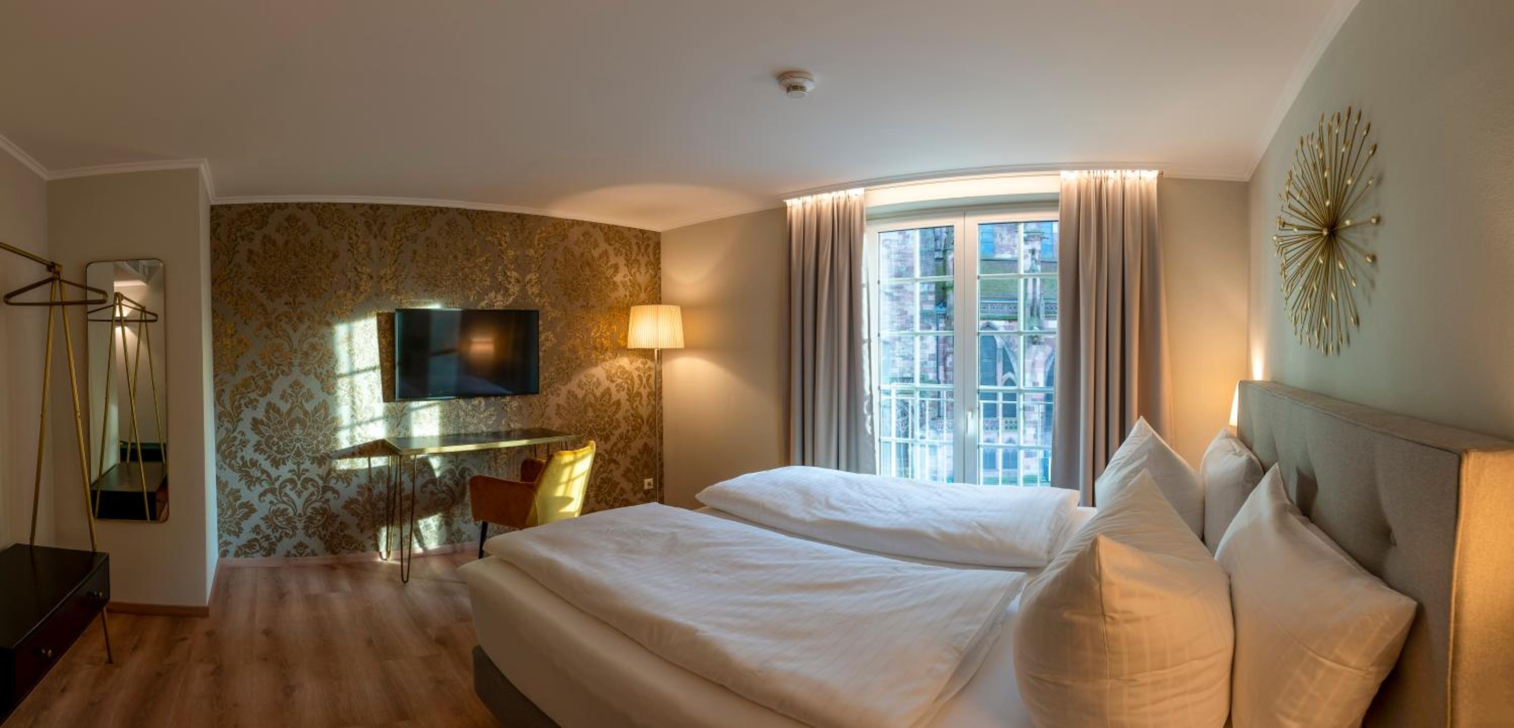 Deluxe Double Room photo 3