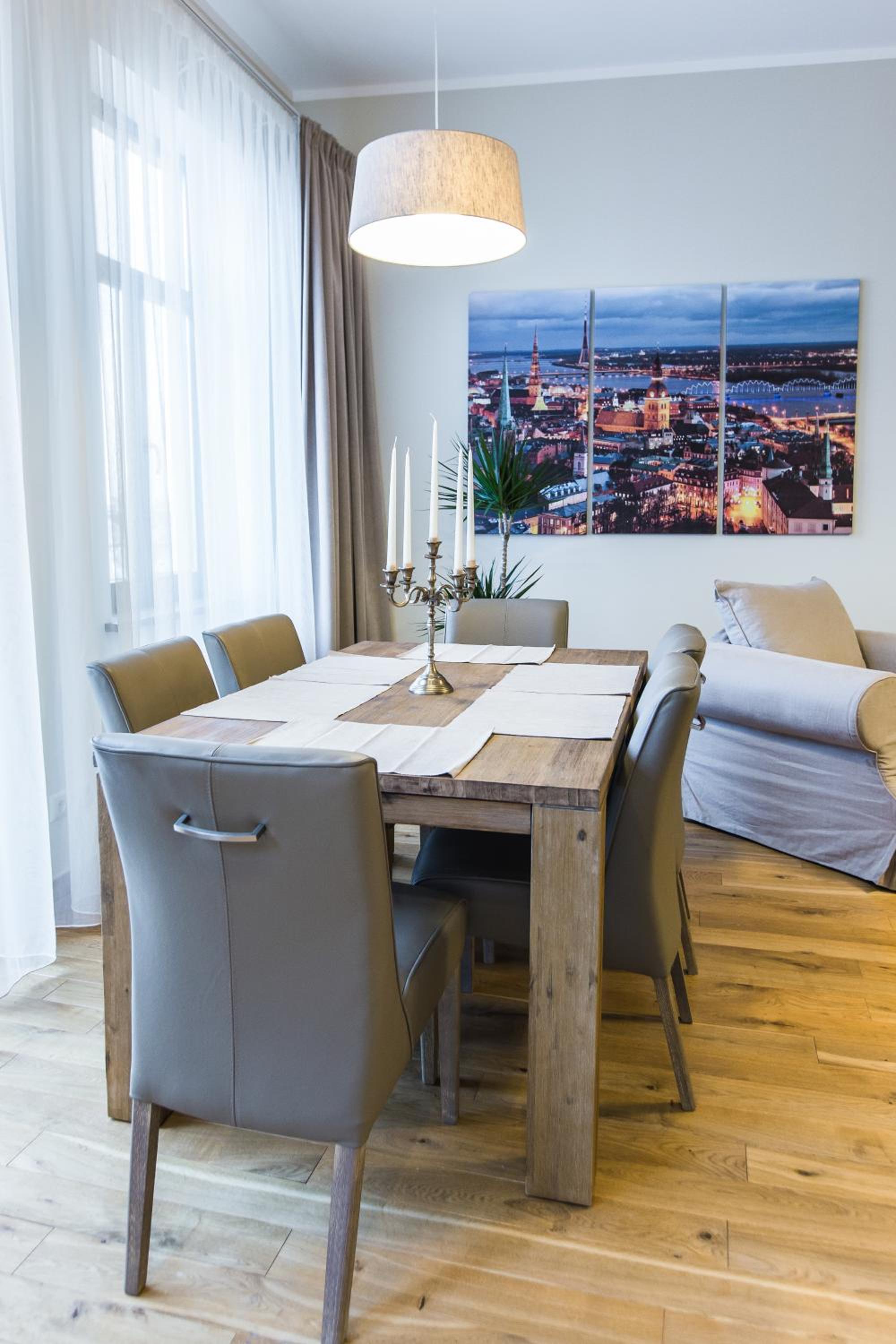 Superior Two-Bedroom Apartment with Balcony on Upper Floor