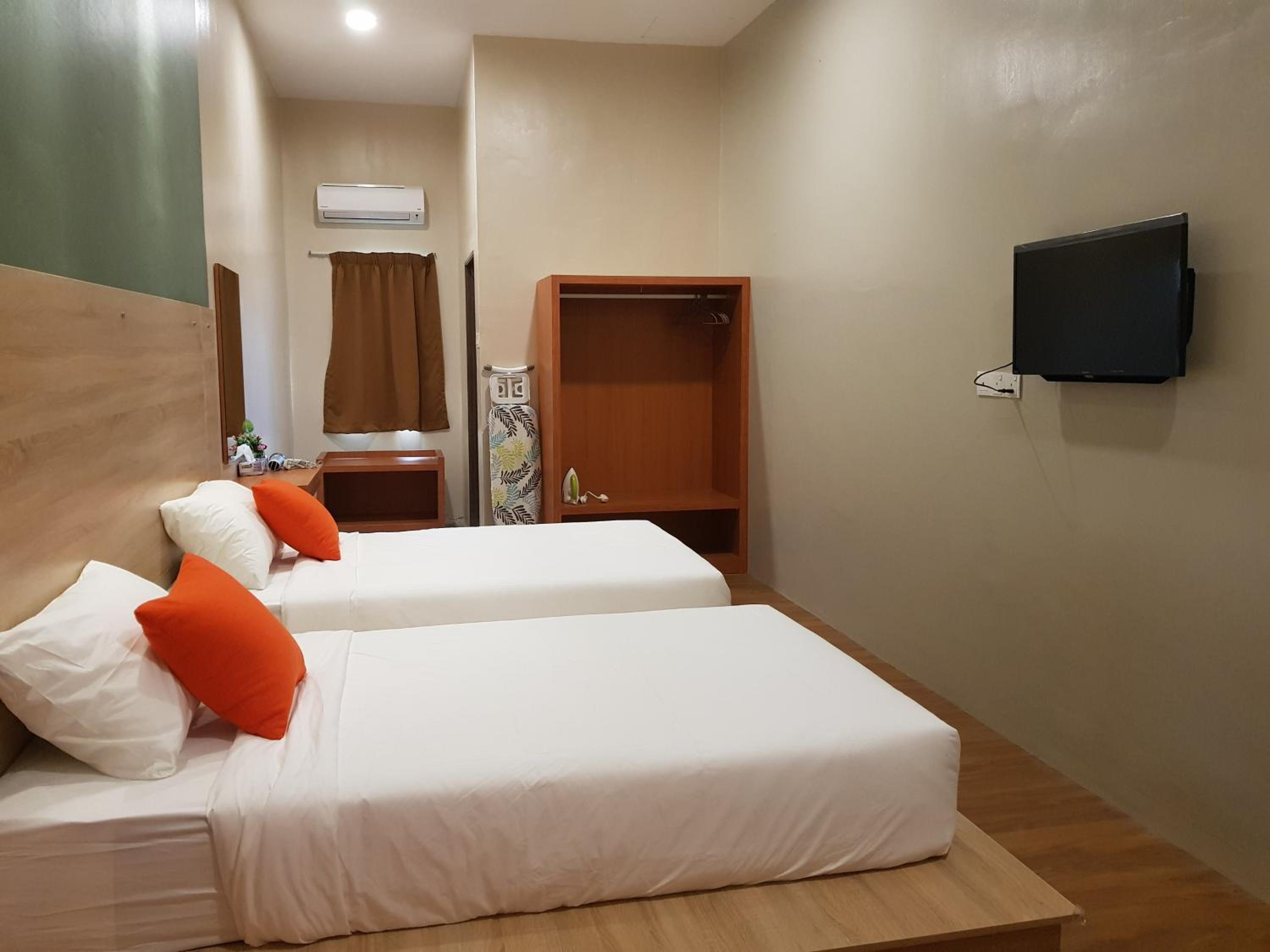 Deluxe Twin Room - Photo 3