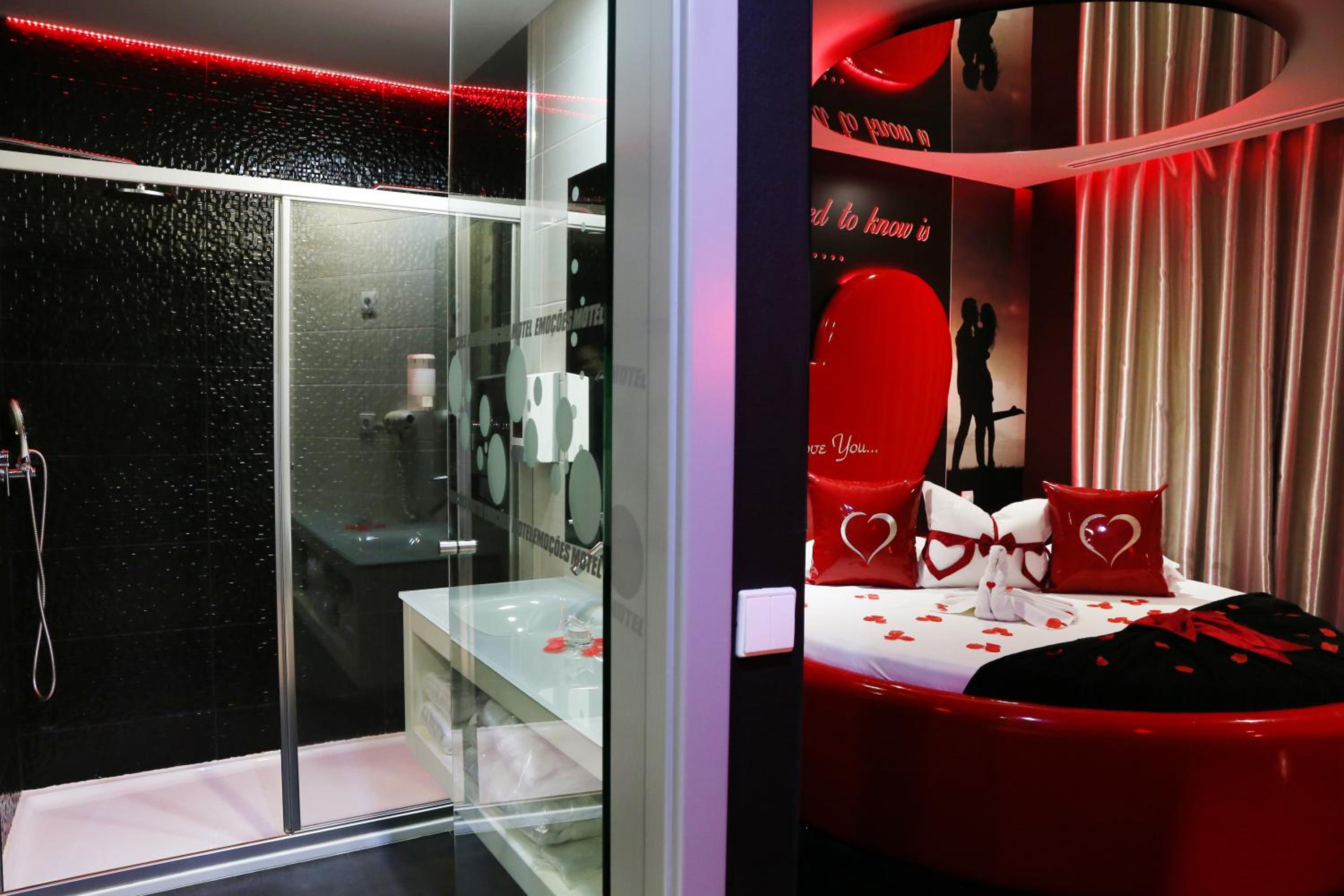 Double Room - Photo 11