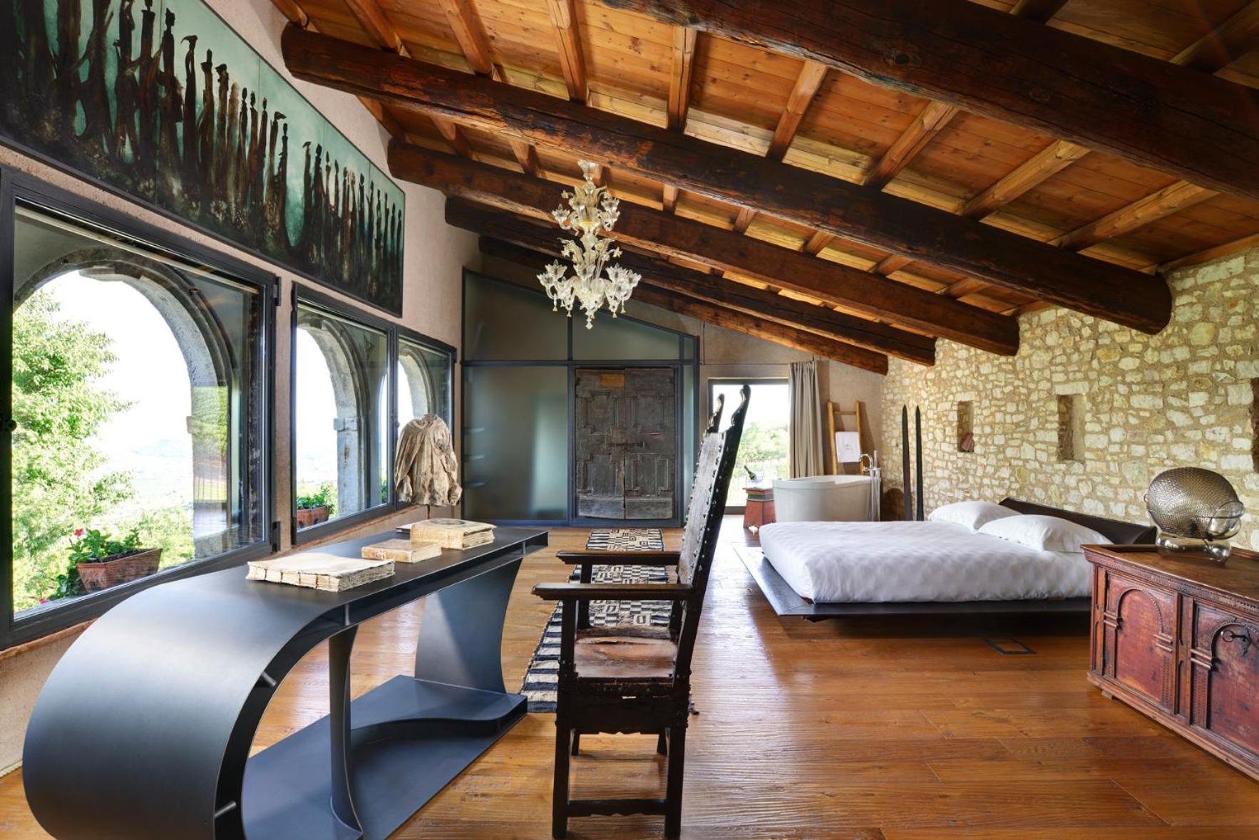 Suite Lion - Dependance Villa Maccalè