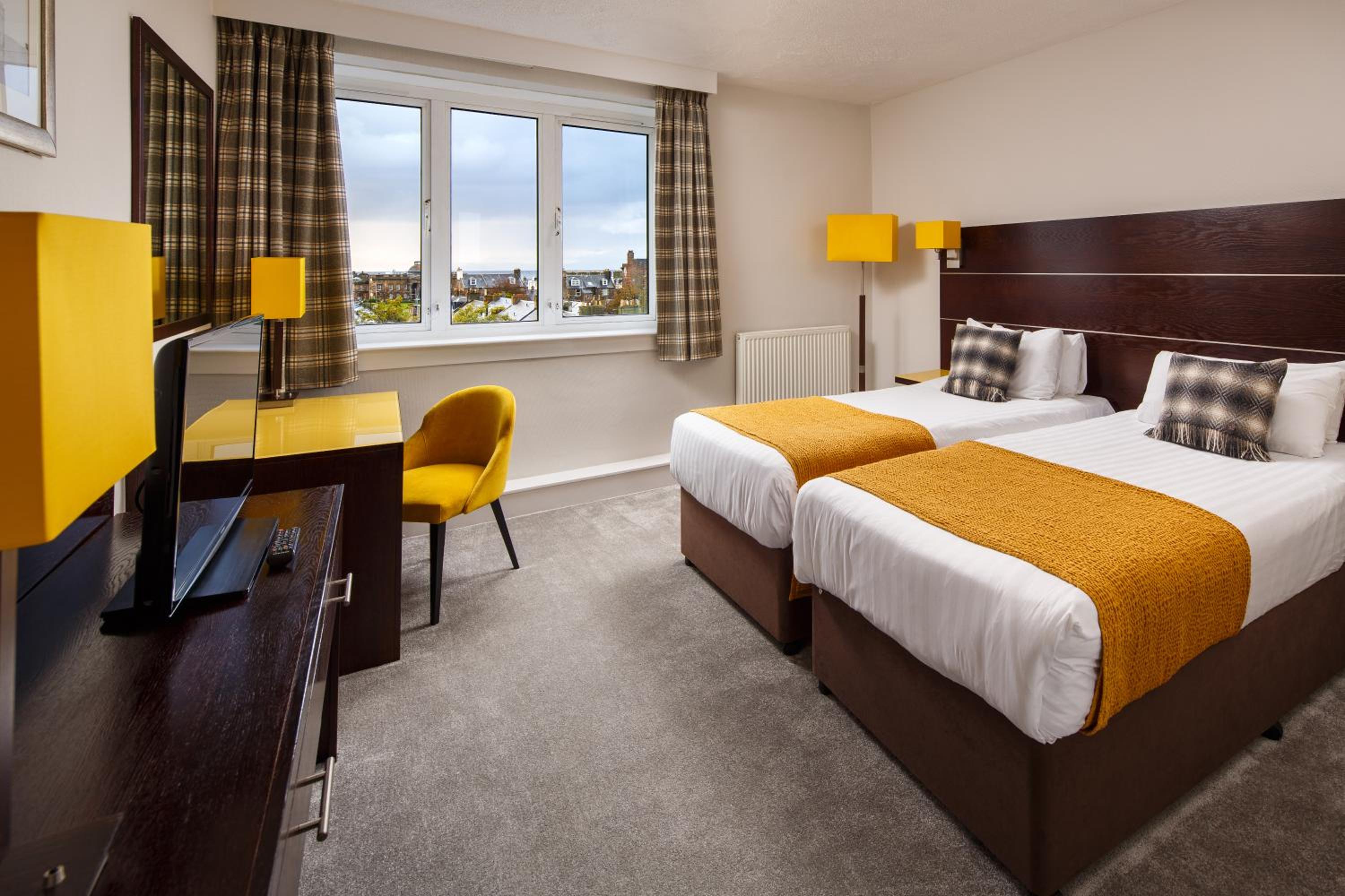 Classic Twin Room - Photo 4
