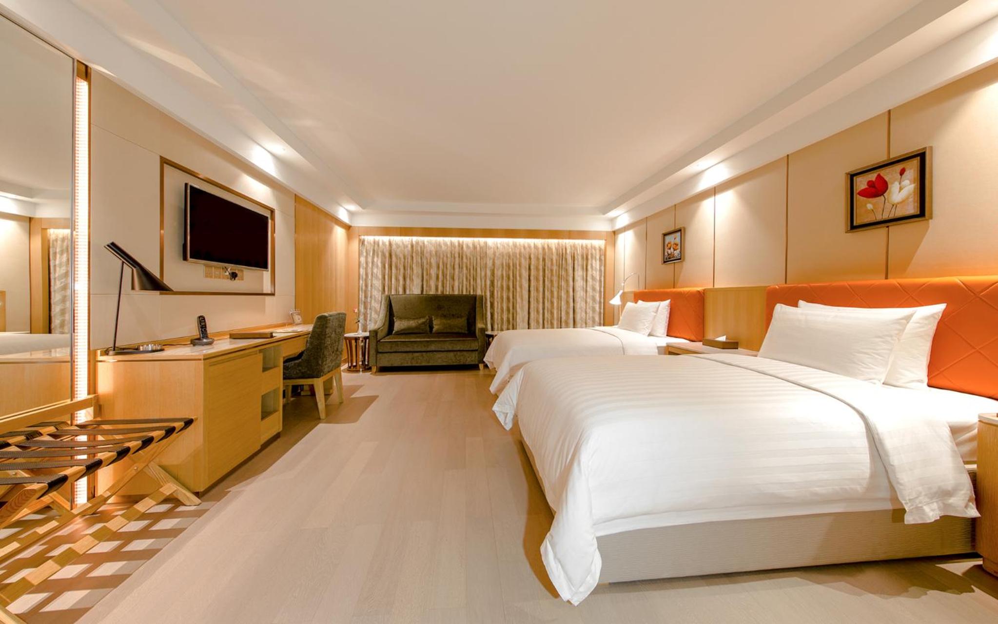 Deluxe Grand Room - Photo 1