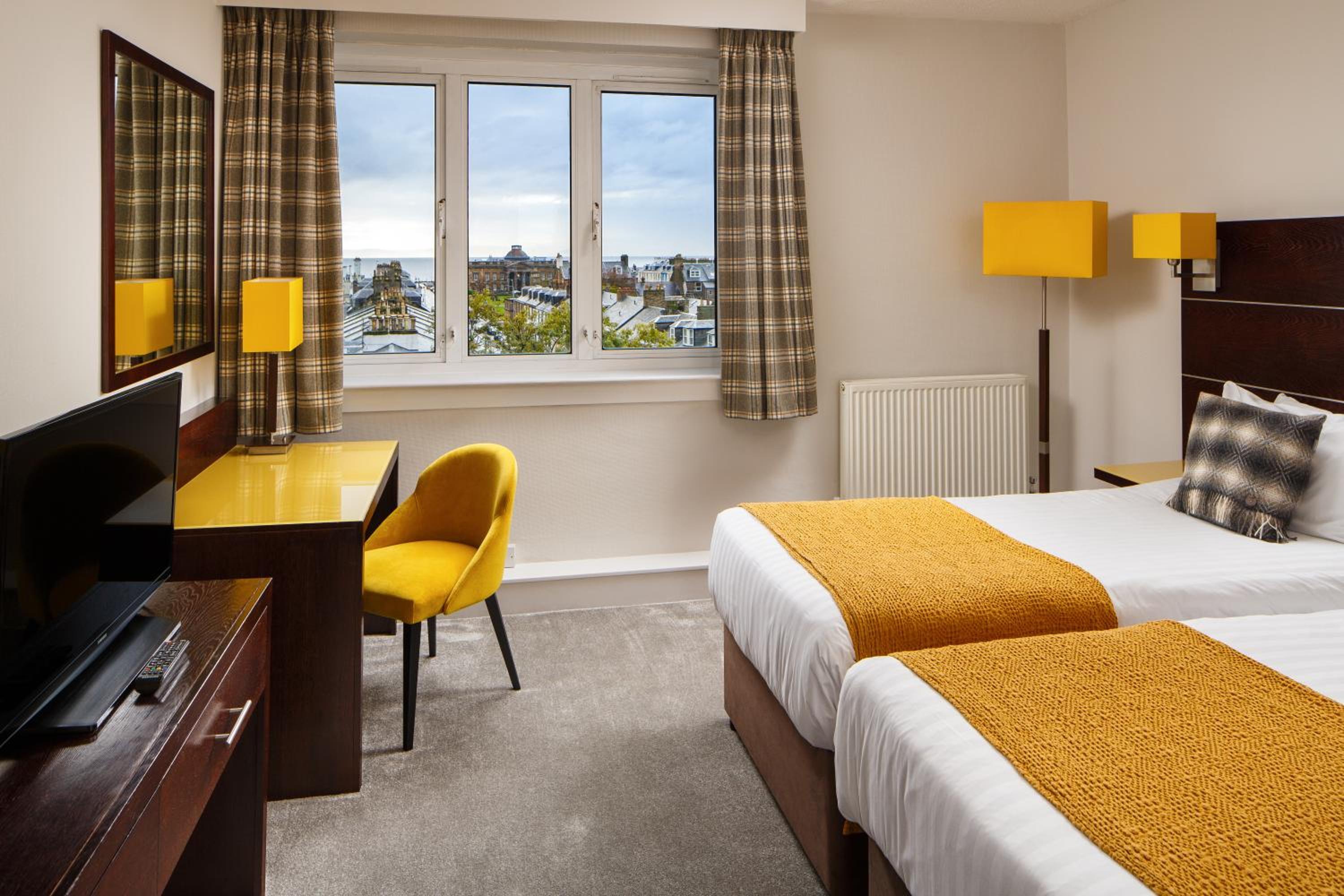 Classic Twin Room - Photo 2