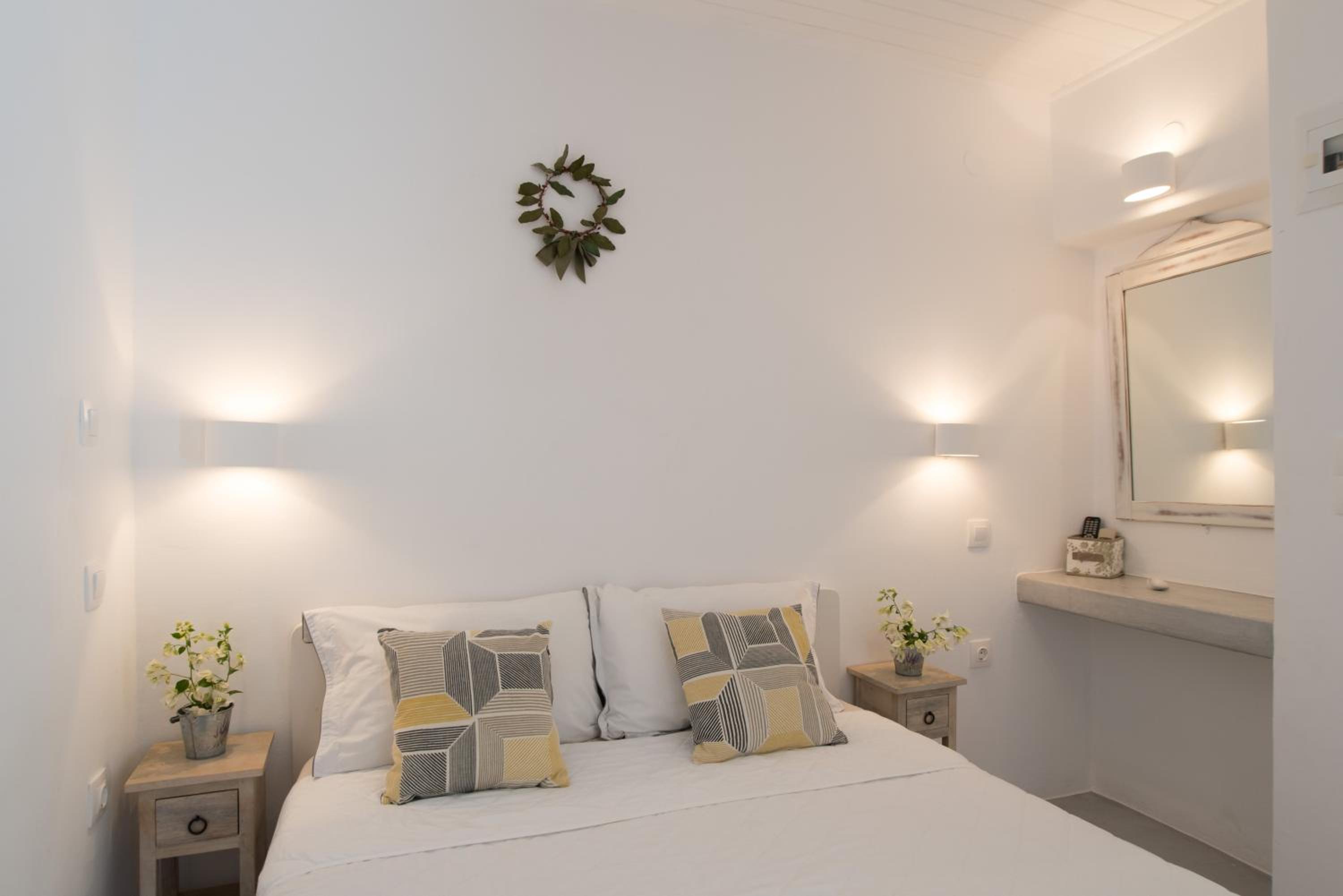 Studio (2 Adults) with Garden View