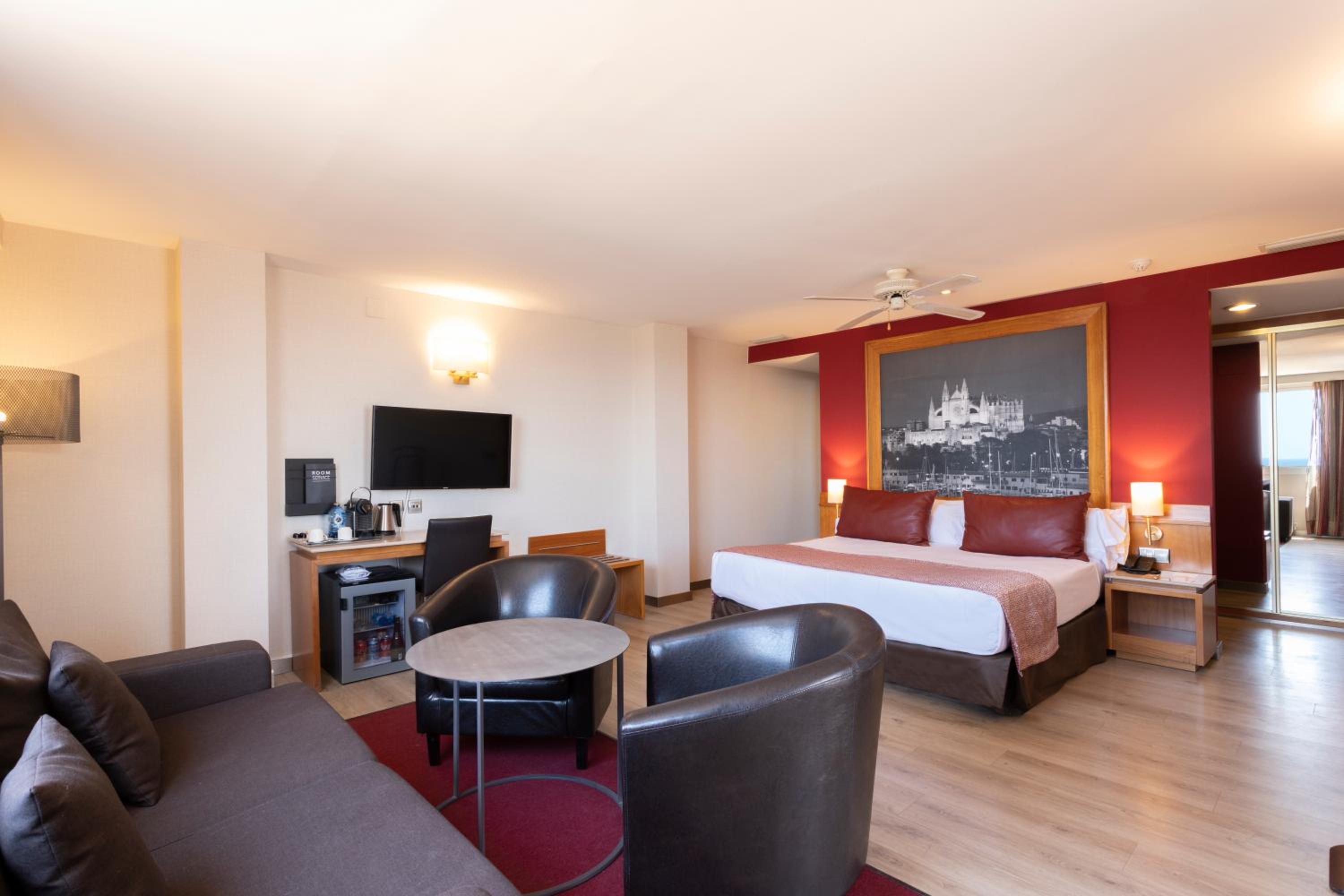 Junior Suite Terrace thumbnail 5