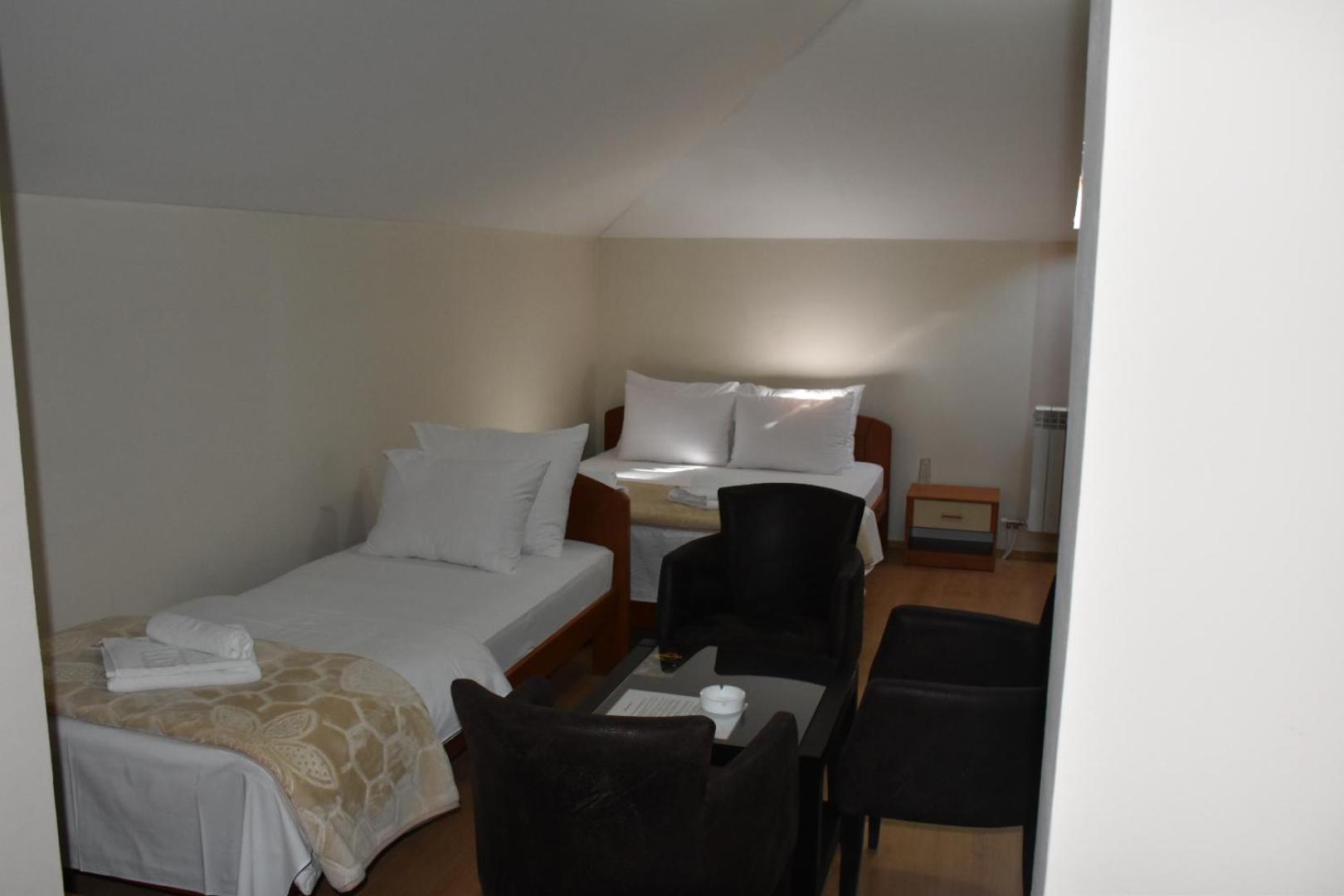 Two-Bedroom Apartment - Photo 8