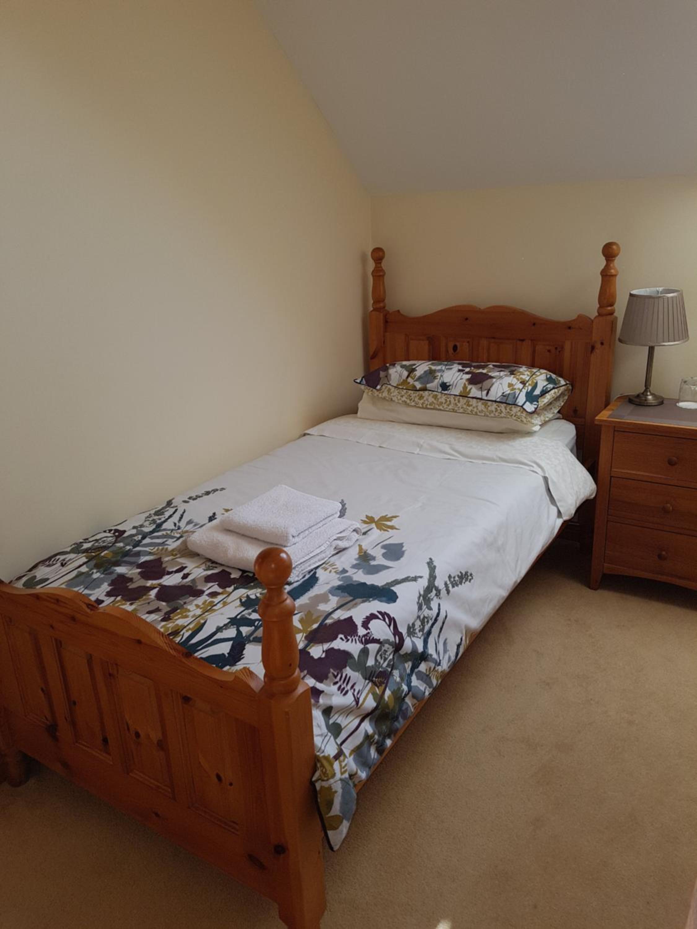 Single Room with Private Bathroom