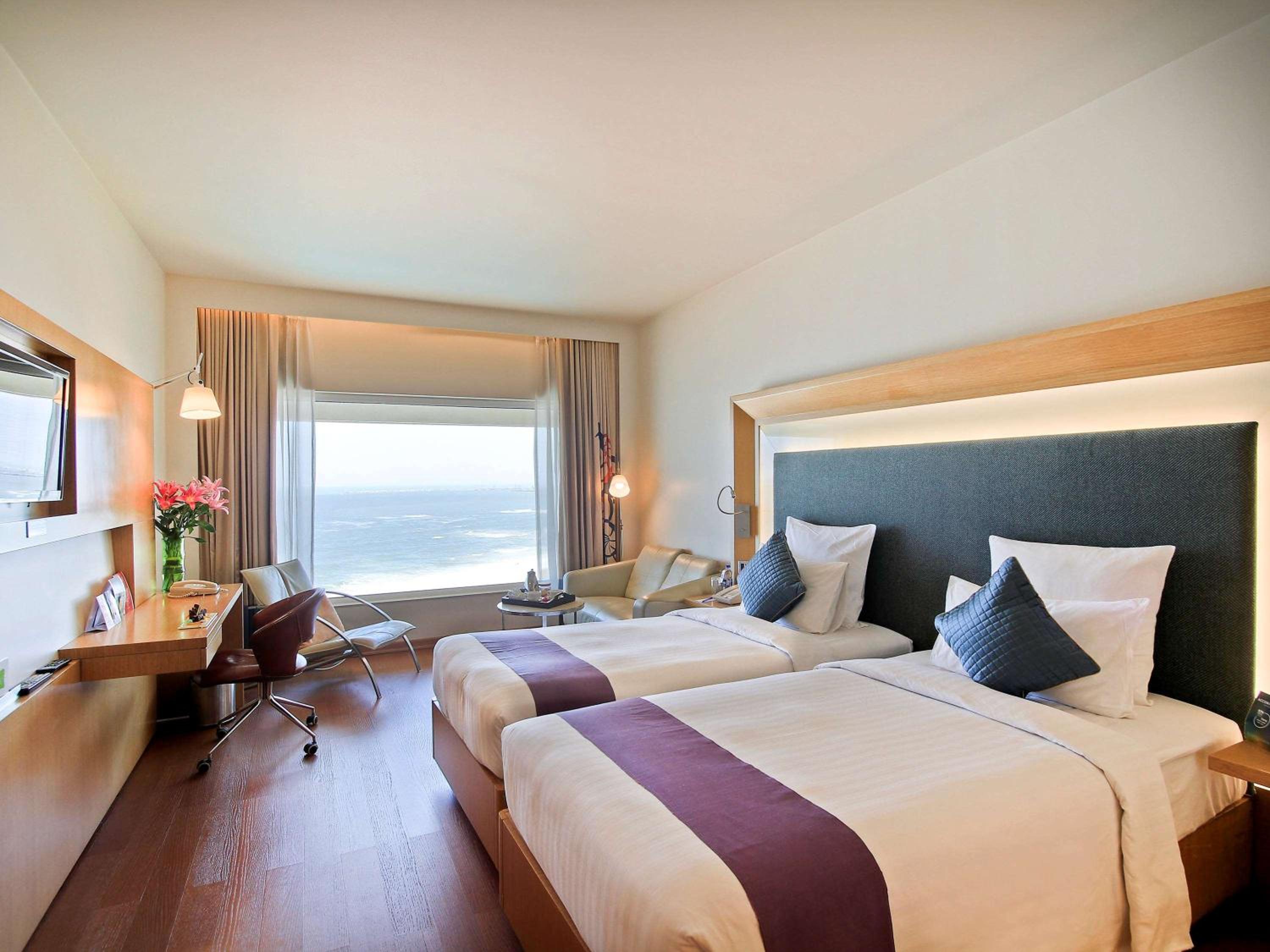 Superior Room with 2 Single Bed, Ocean View - Photo 1