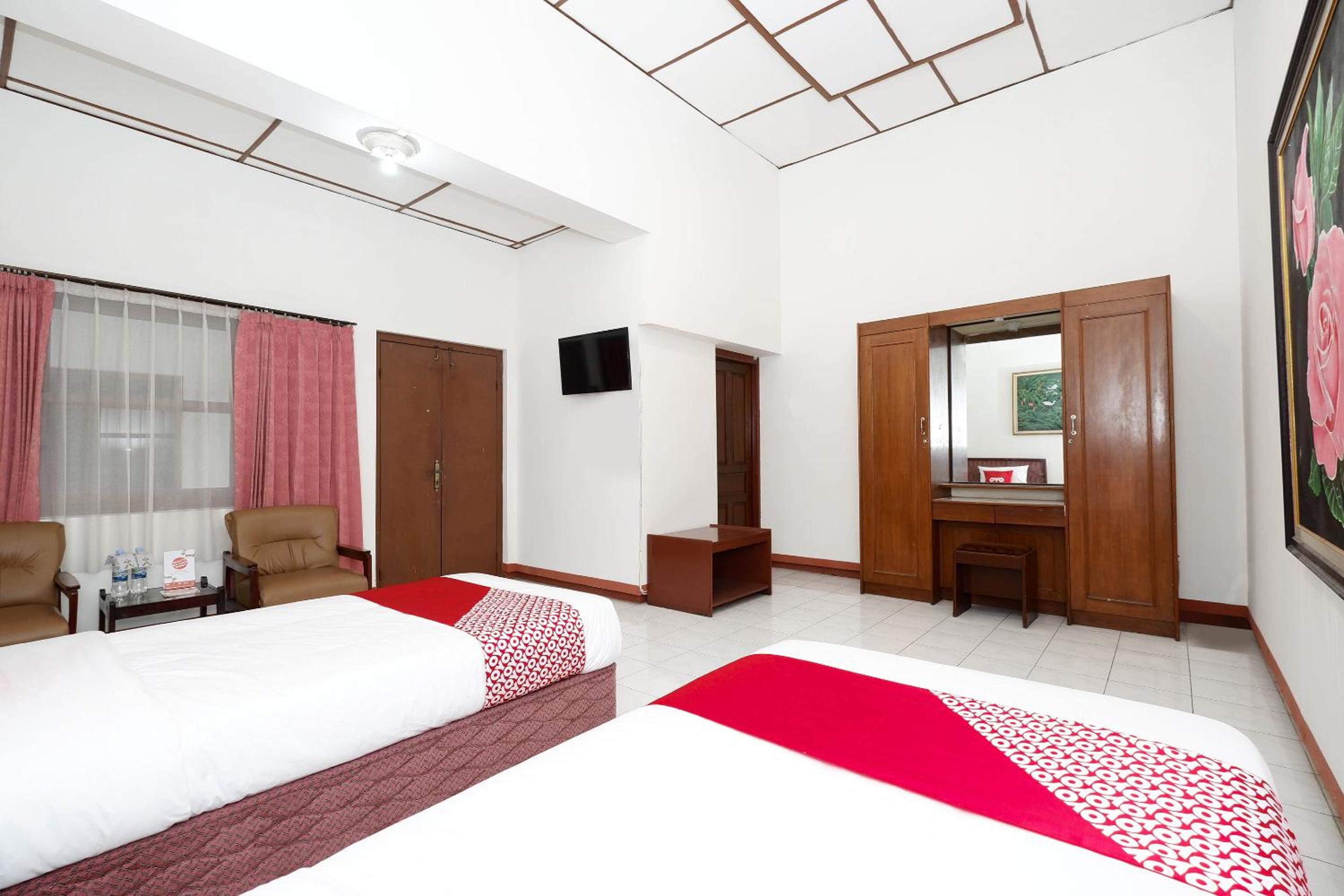 Delxue Twin Room - Photo 6
