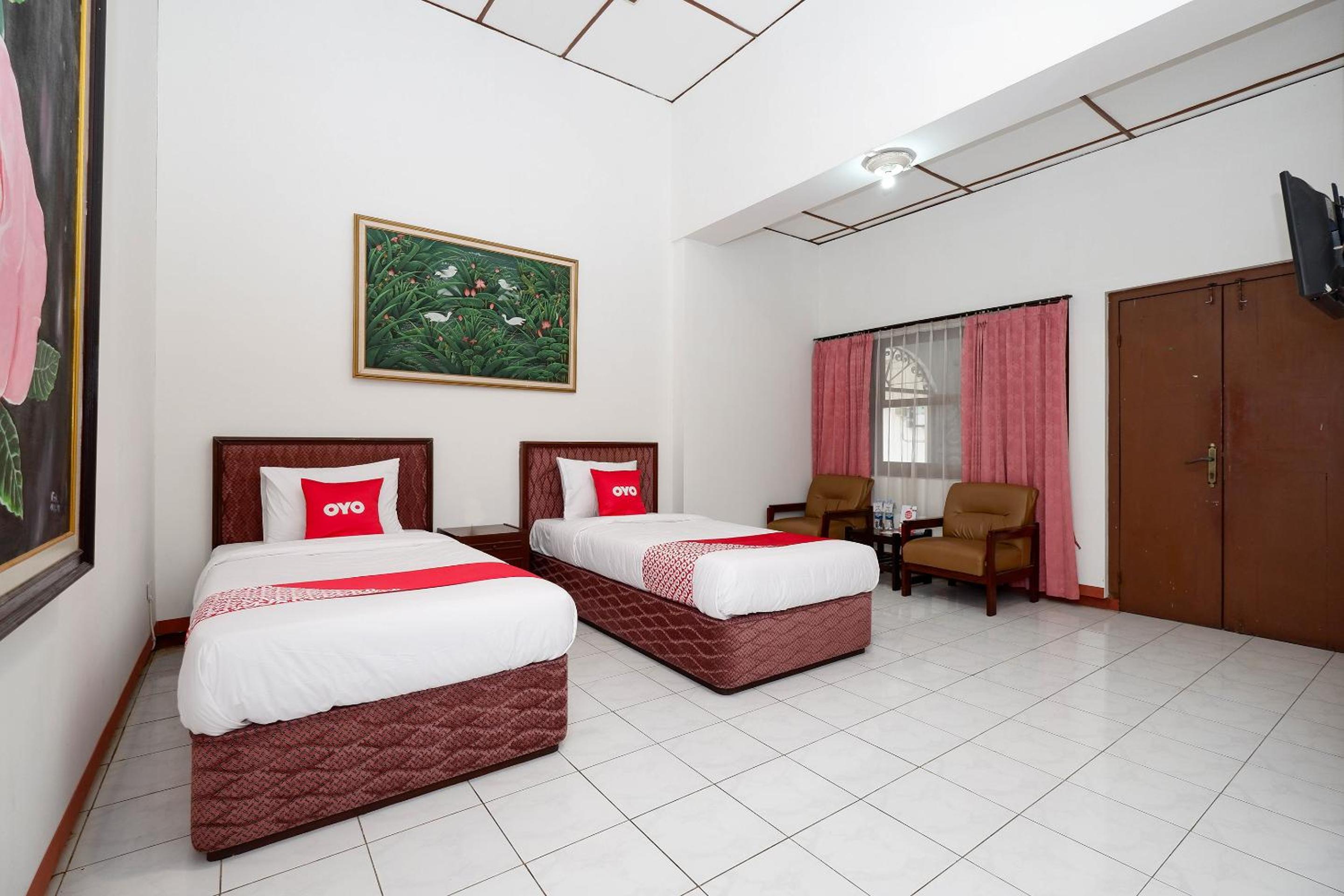 Delxue Twin Room - Photo 5