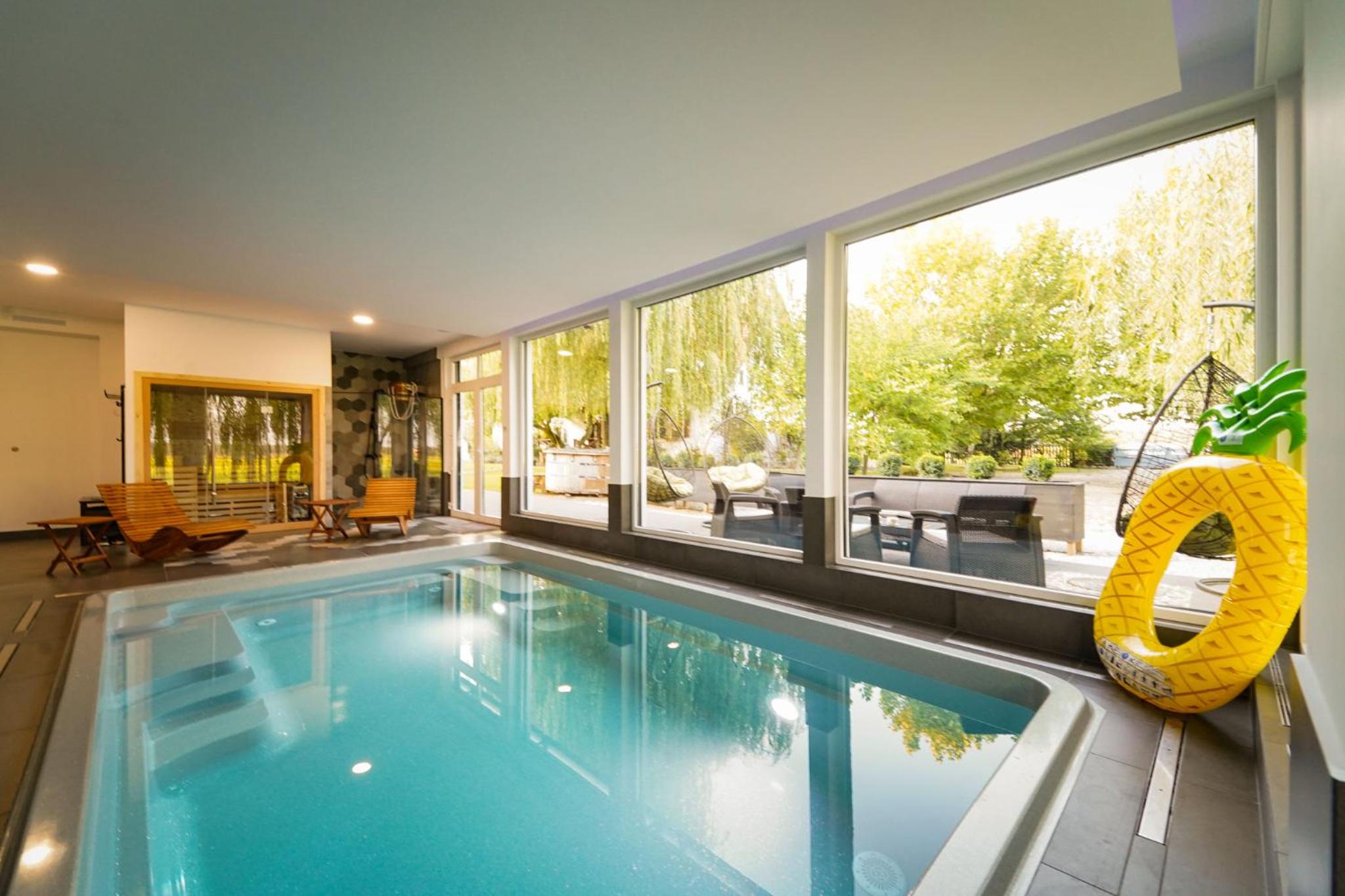 Villa photo 2