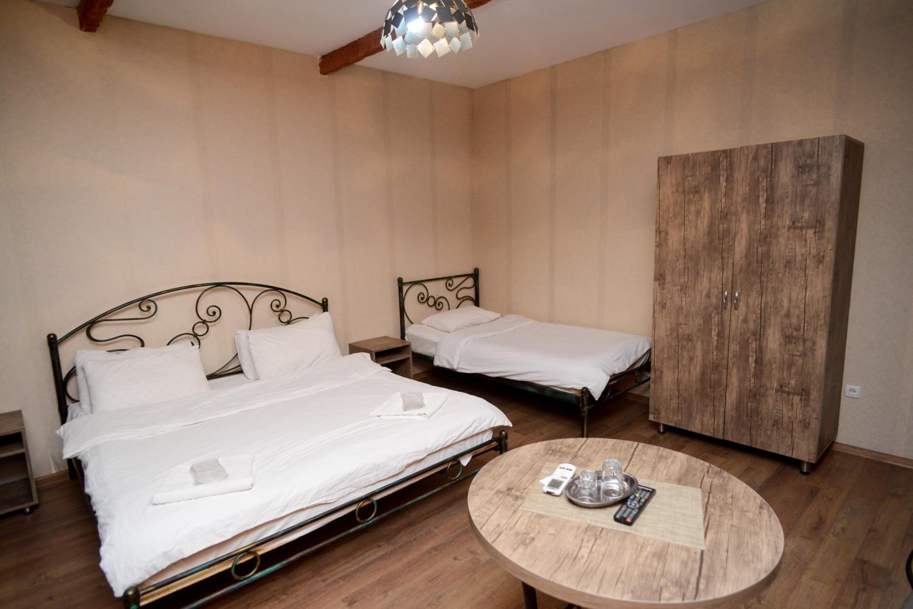 Comfort Triple Room with Shower