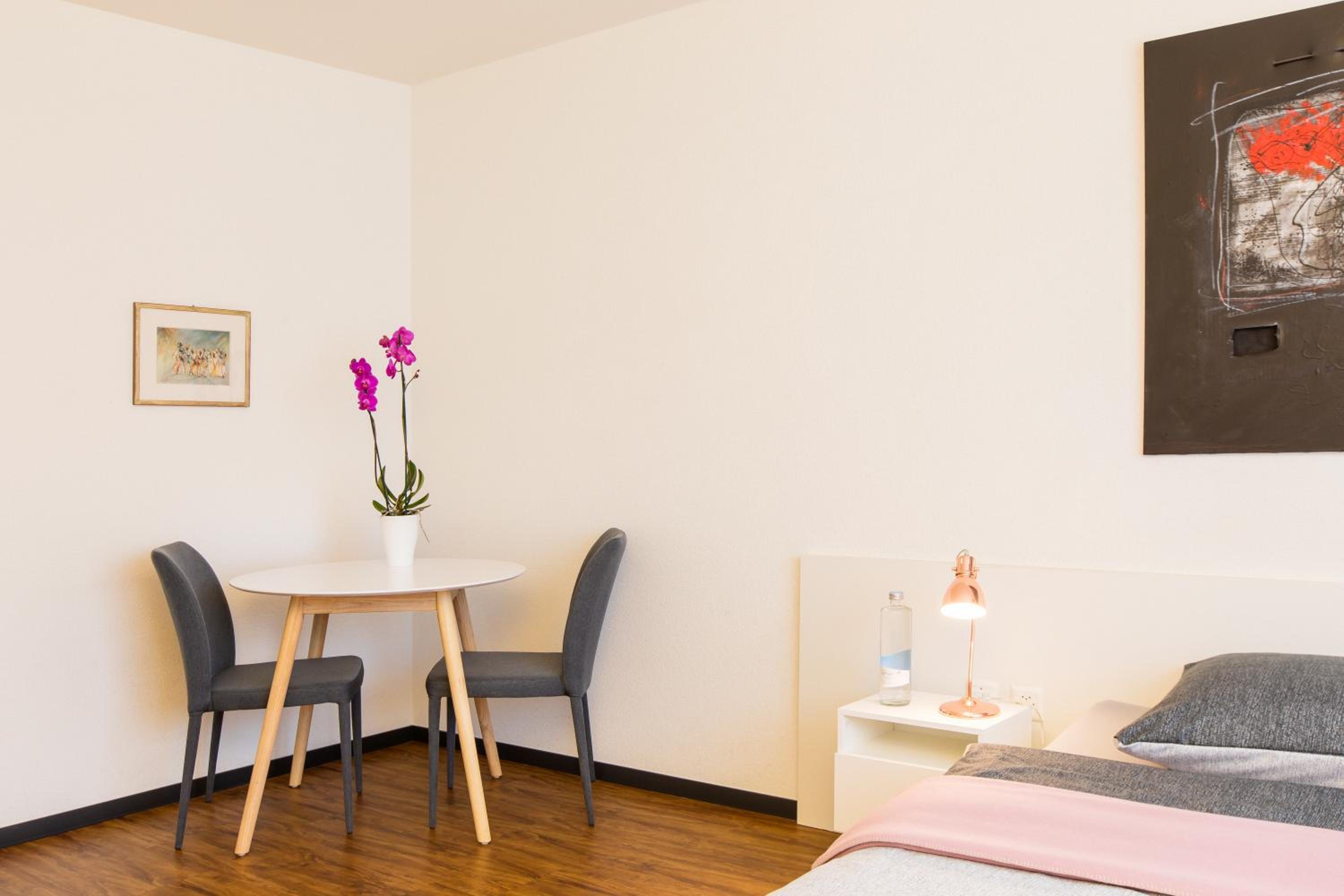 Single Apartment