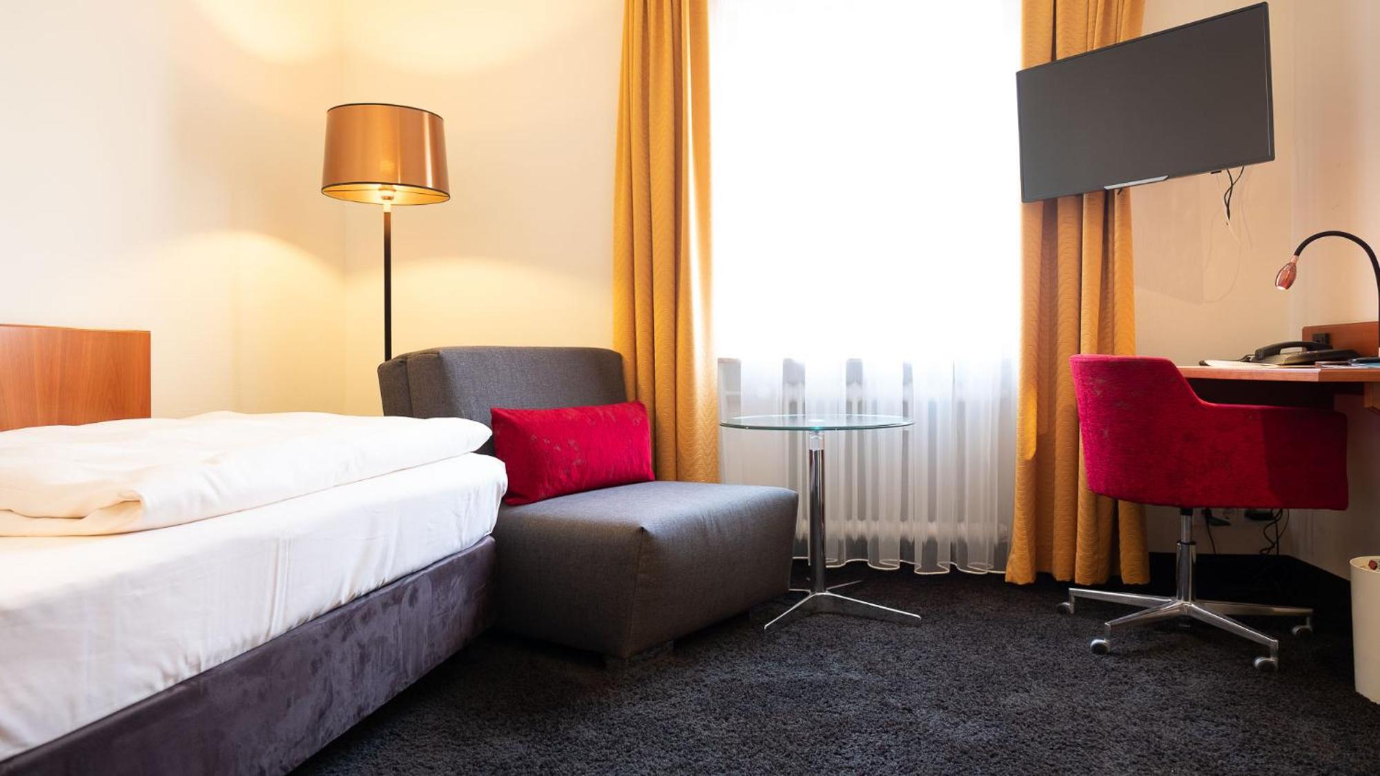 Special Offer - Single Room photo 2