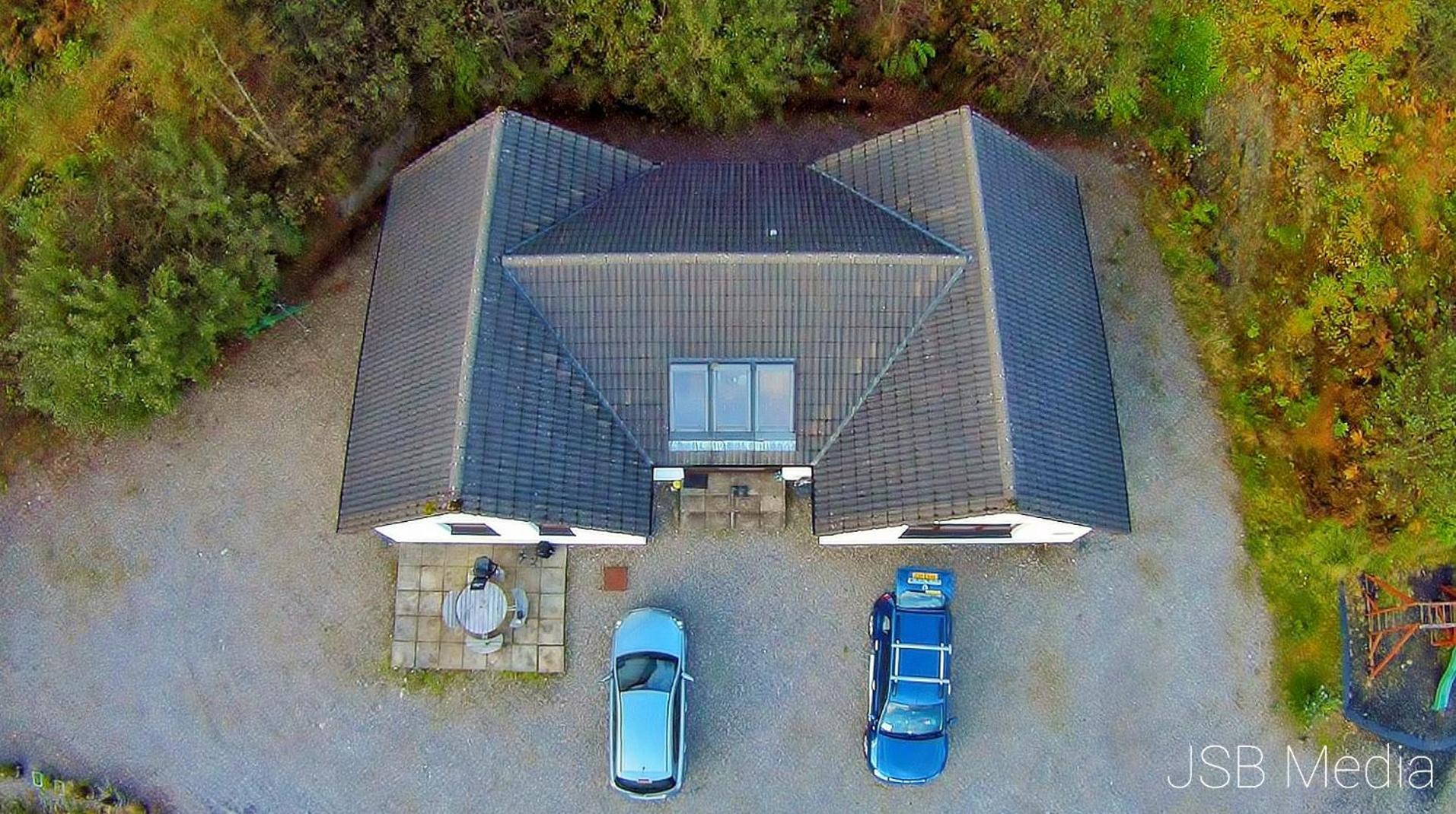 Four-Bedroom House photo 2