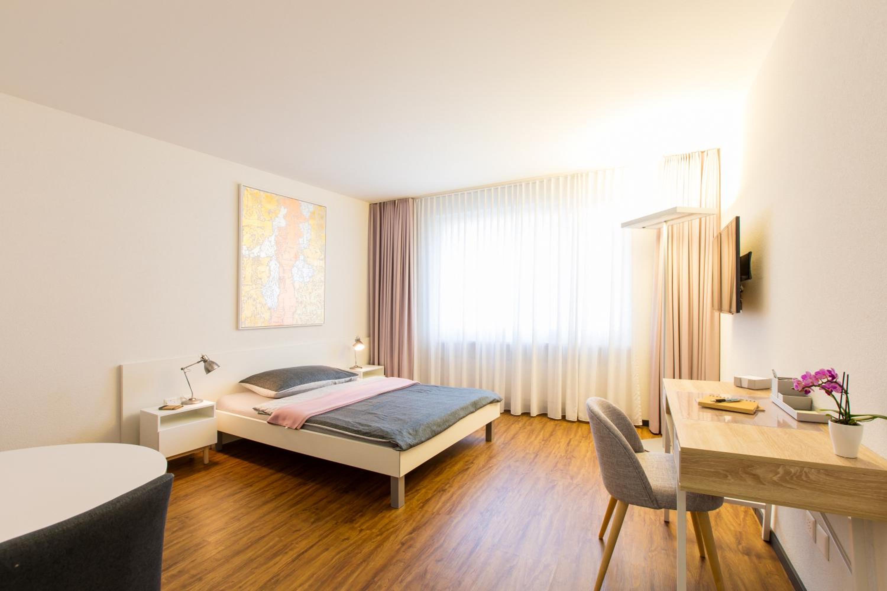 Single Apartment Plus