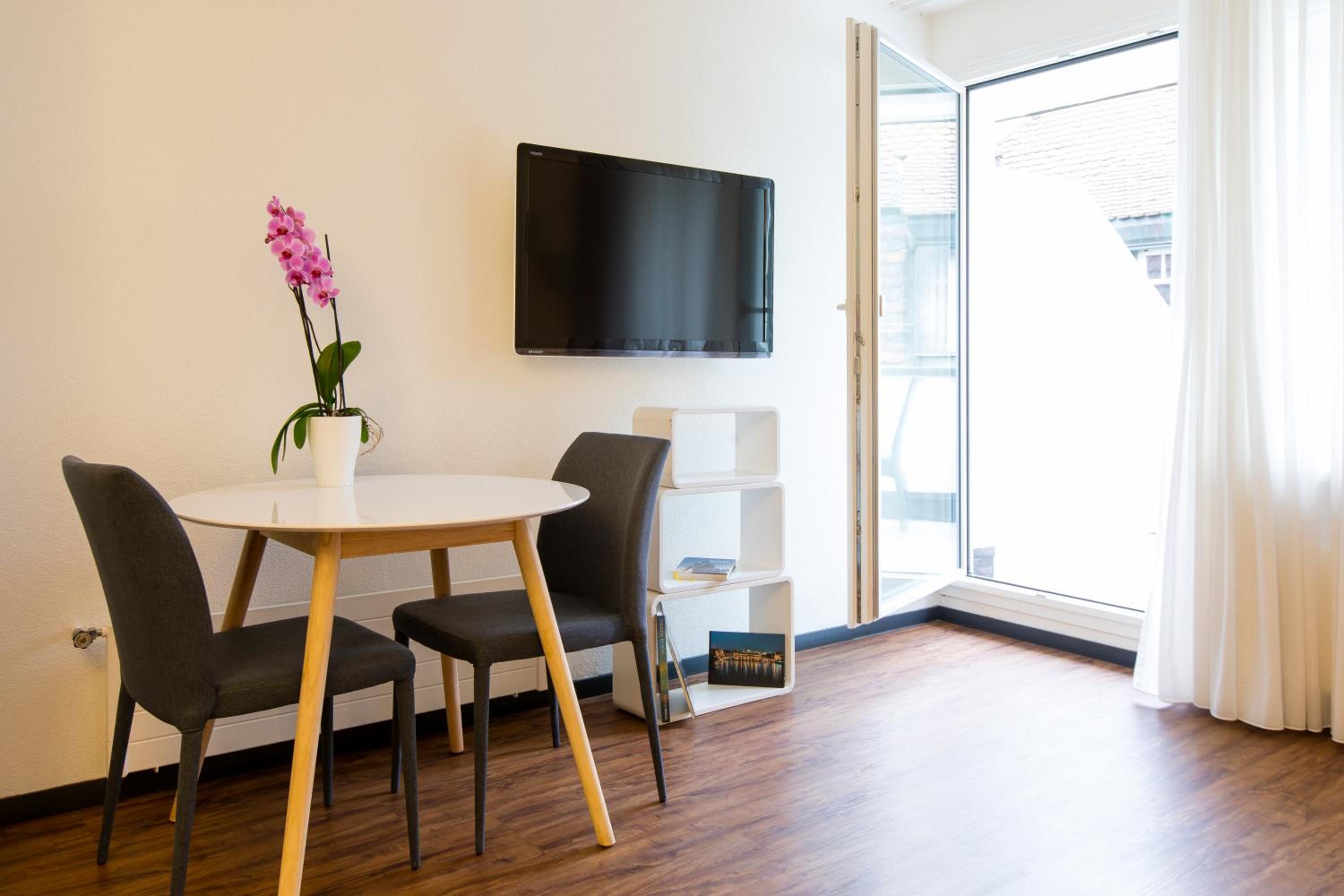 Apartment Executive Floor with Balcony