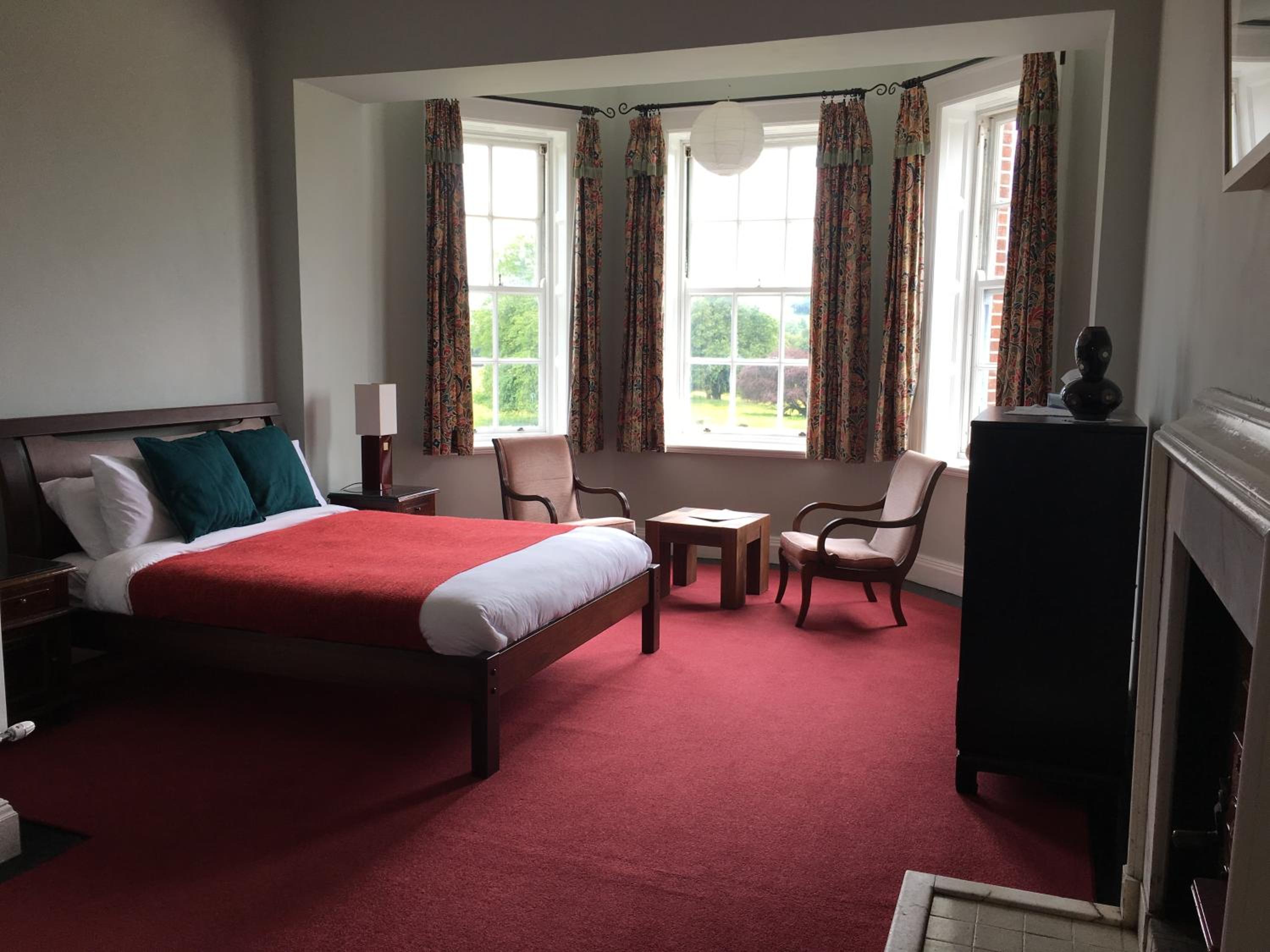 Deluxe Queen Room photo 2