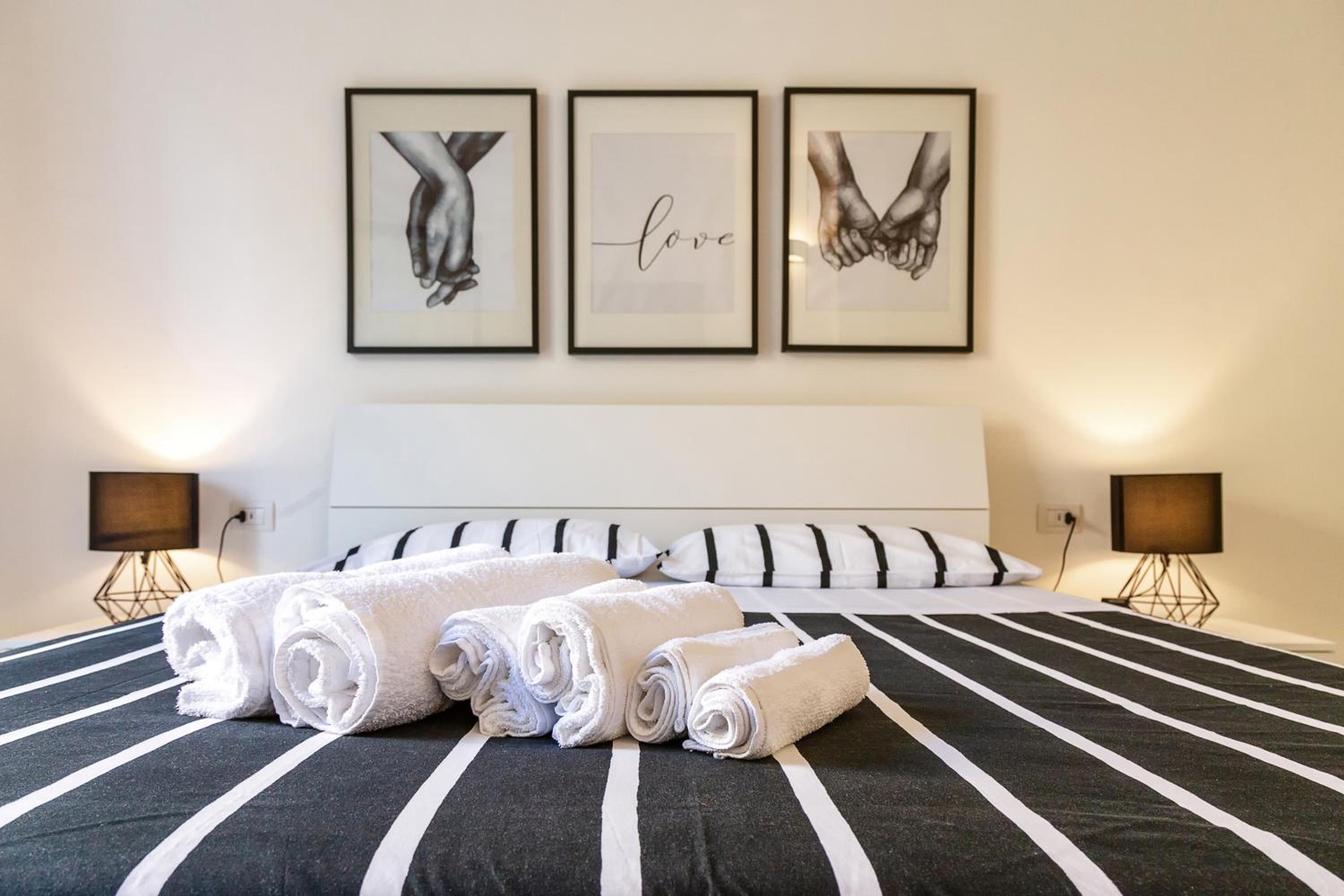 Deluxe Double Room with Shower photo 1