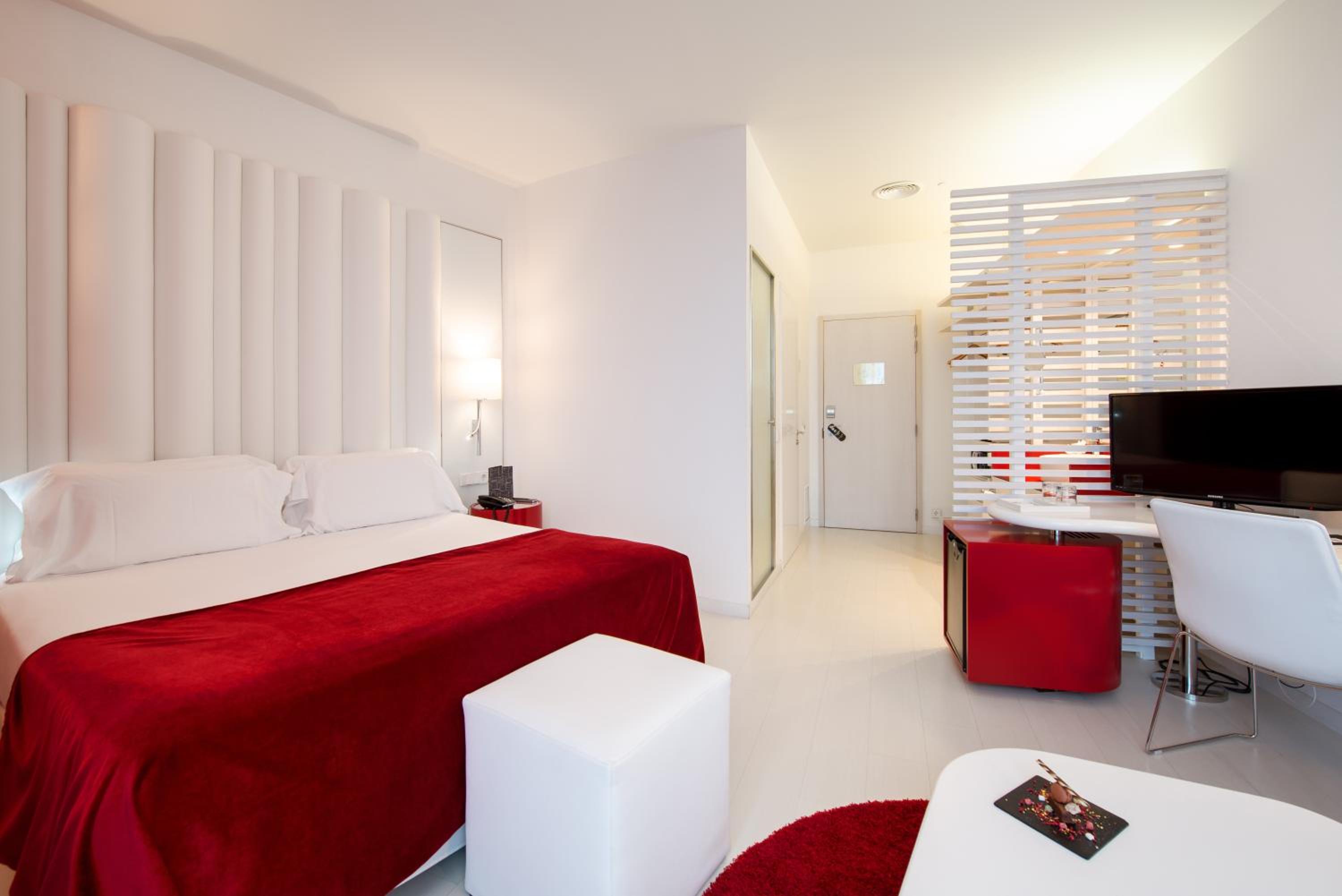 Superior Double or Twin Room - Photo 1