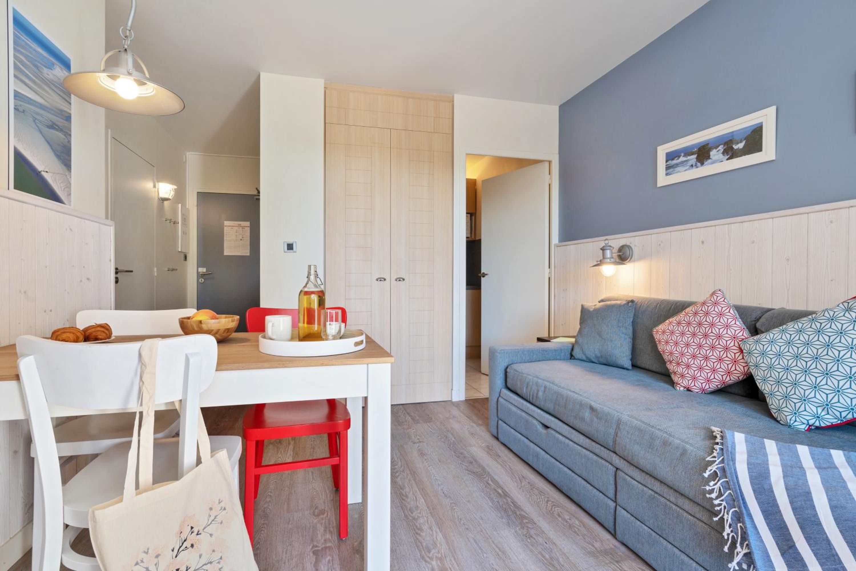 One-Bedroom Apartment with Terrace or Balcony (3 people) - Photo 1