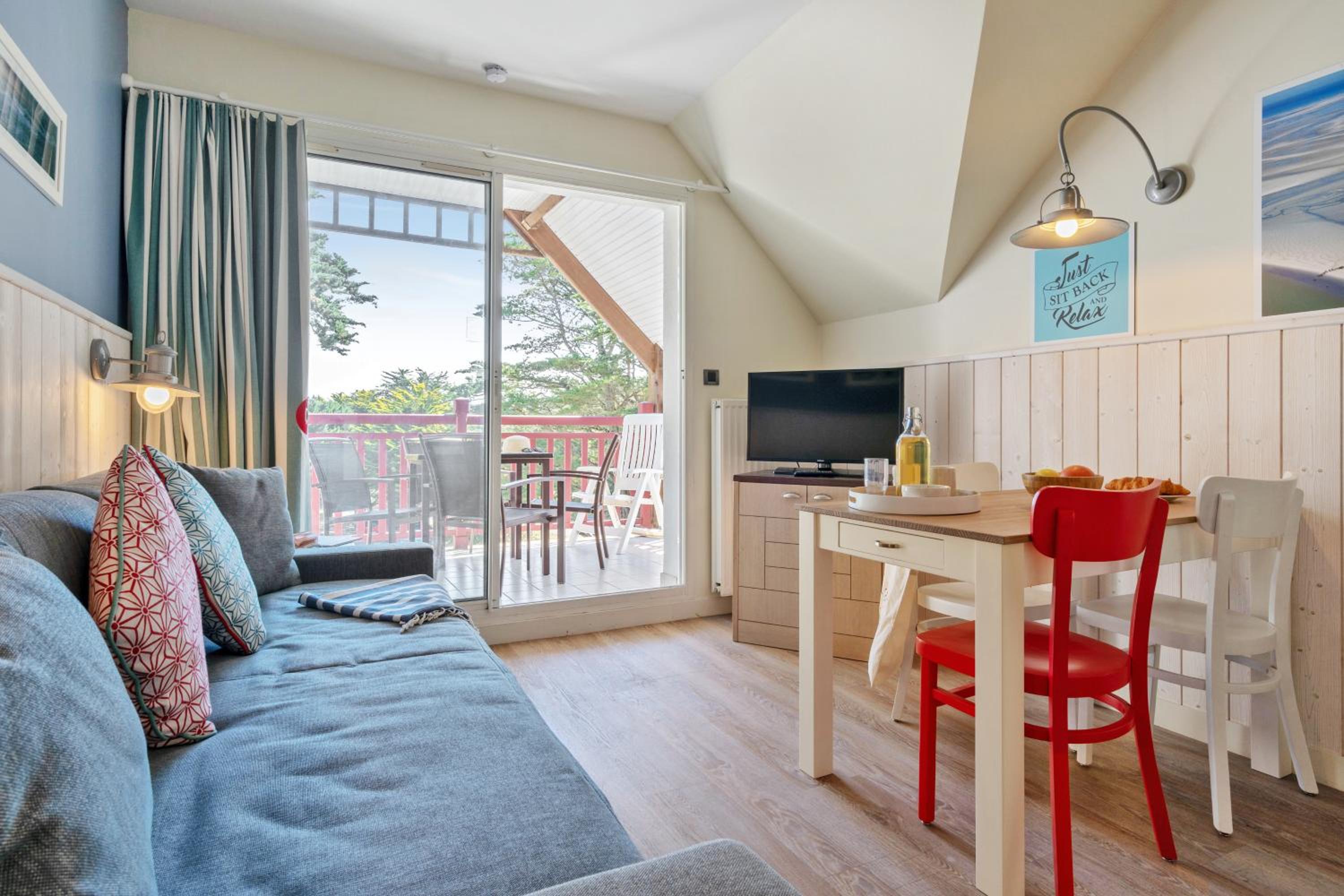 One-Bedroom Apartment with Terrace or Balcony (3 people) - Photo 5