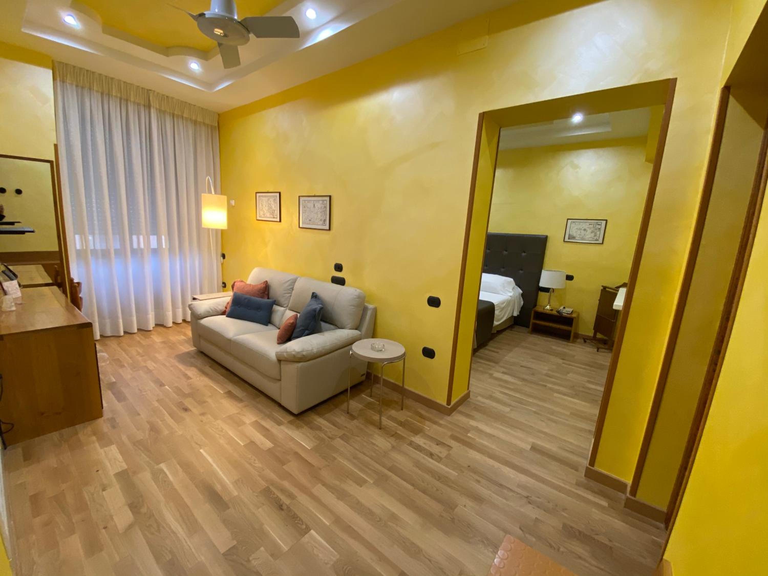Junior Suite - Photo 3