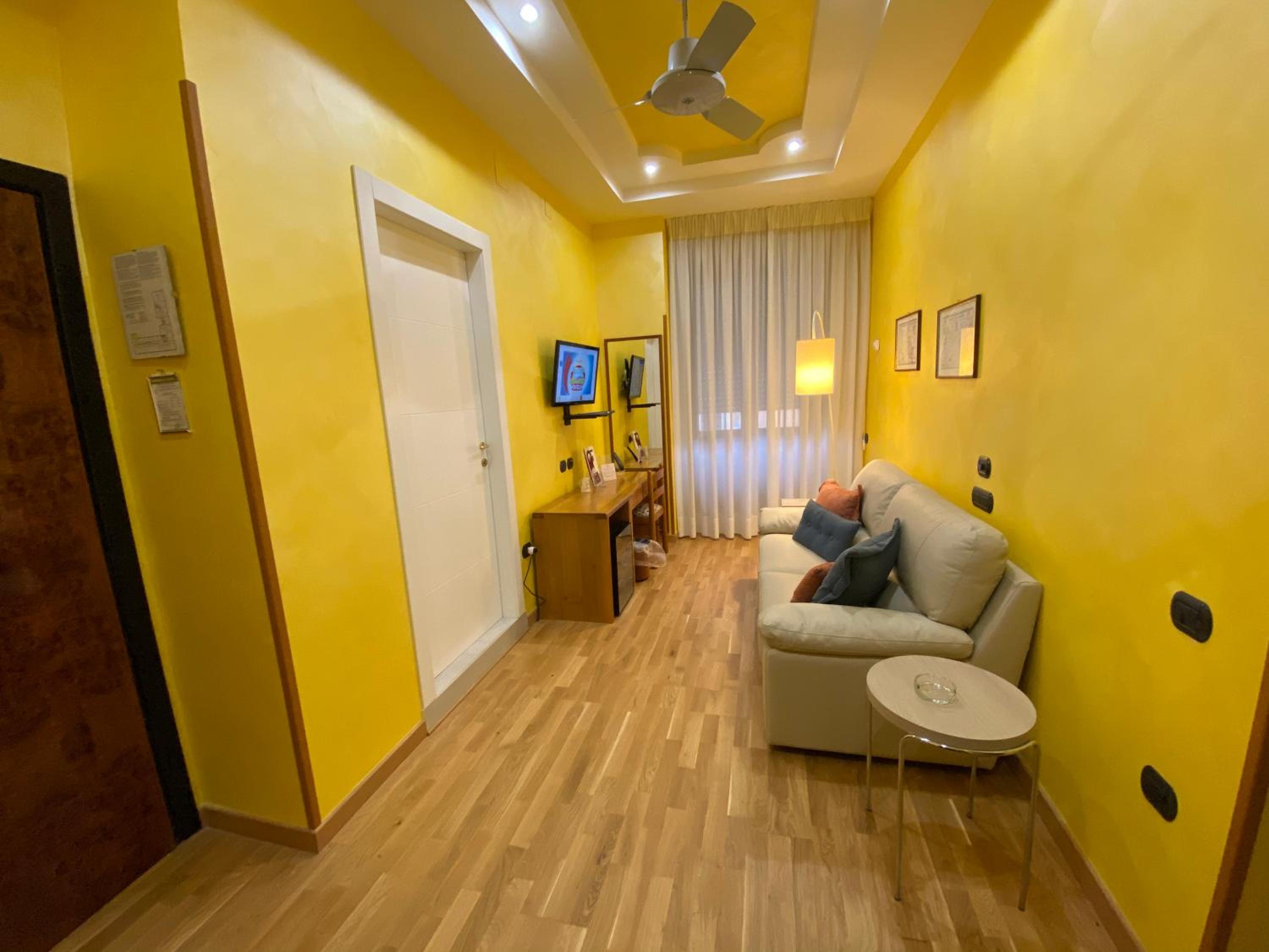 Junior Suite - Photo 2