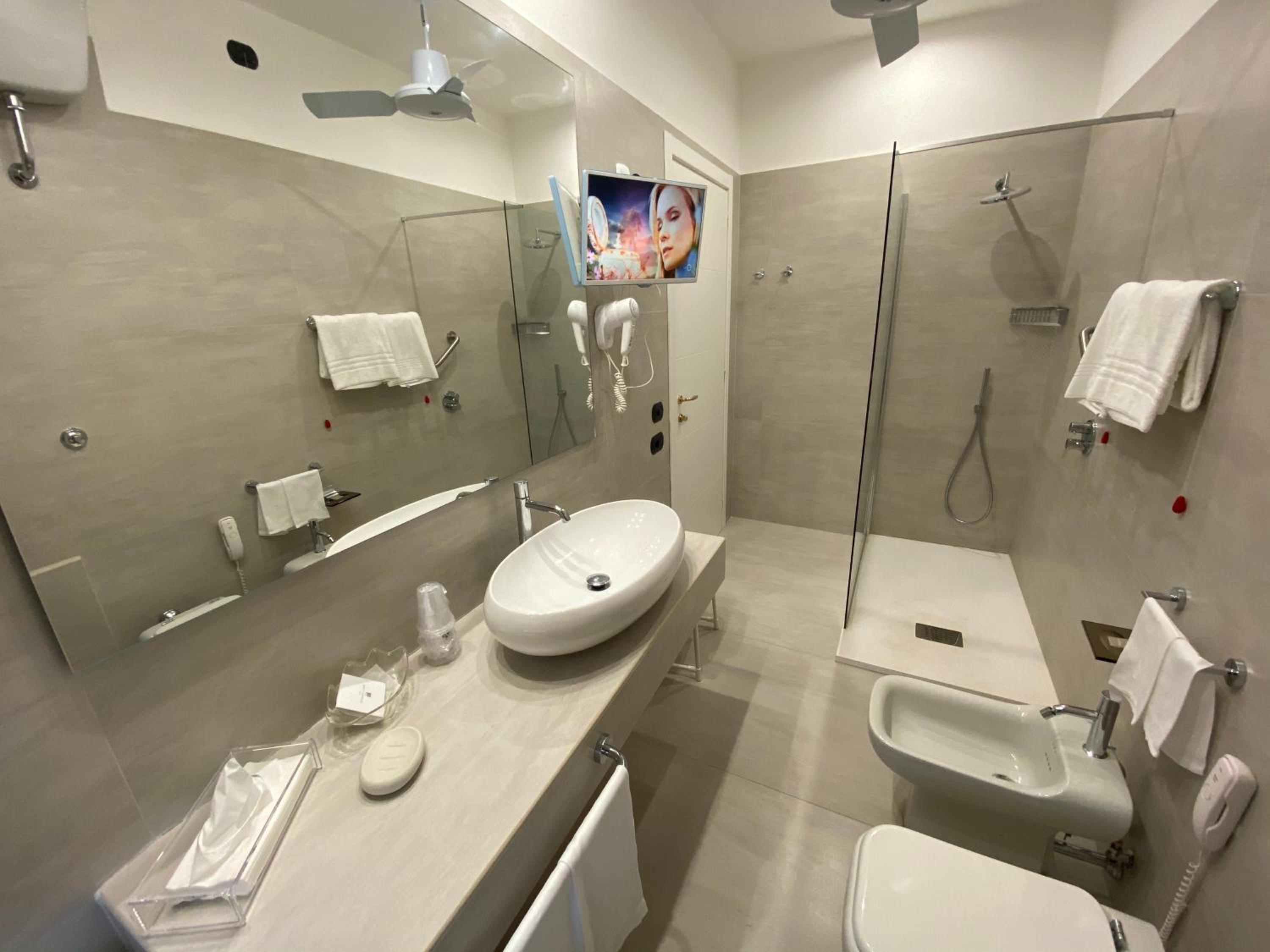 Junior Suite - Photo 4
