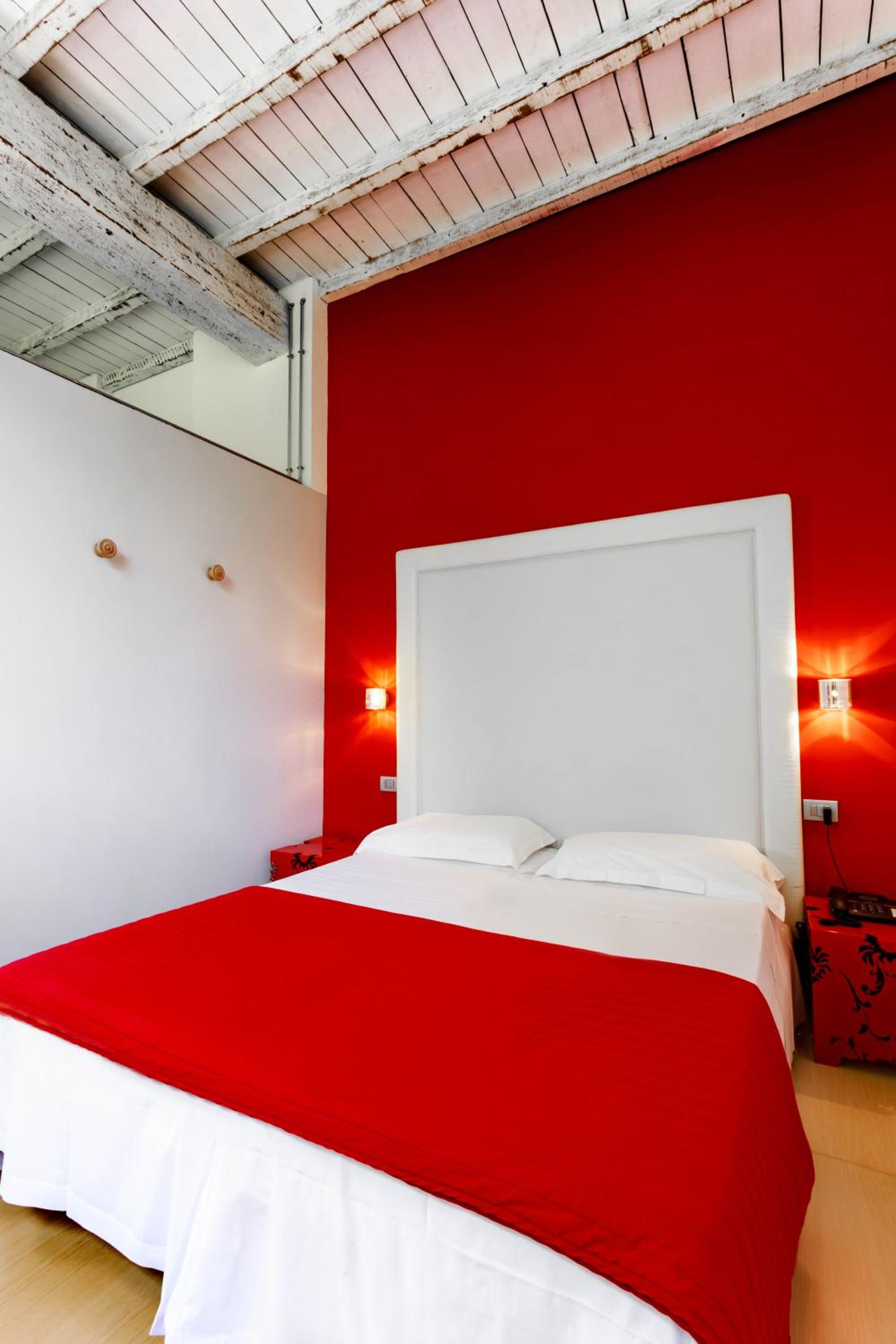 Quaduple Room - Photo 5