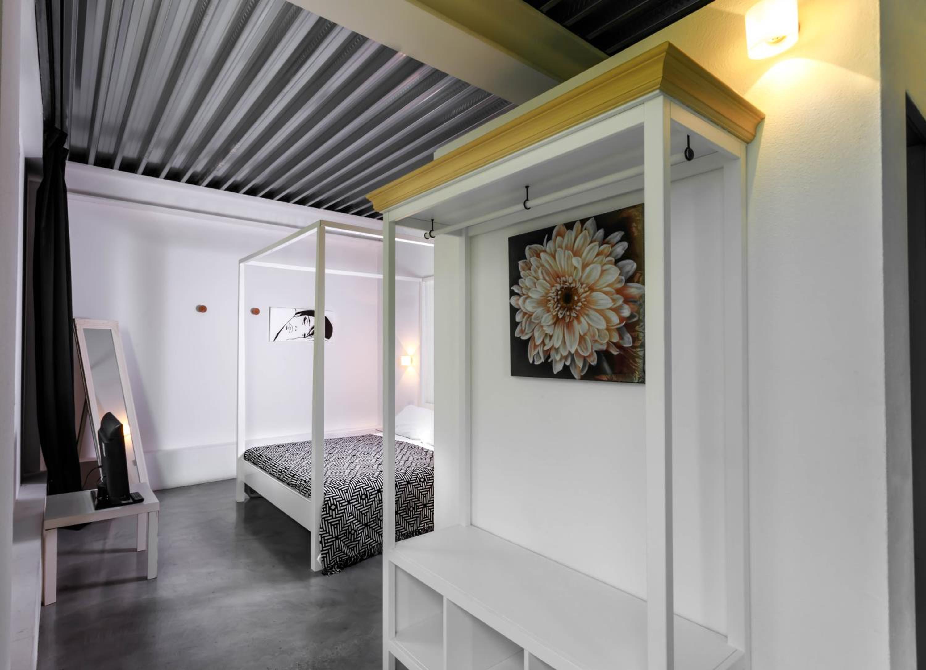 Quaduple Room - Photo 6