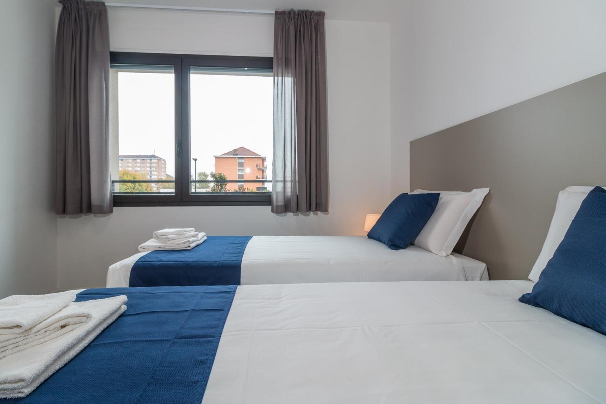 Double or Twin Room - Photo 7