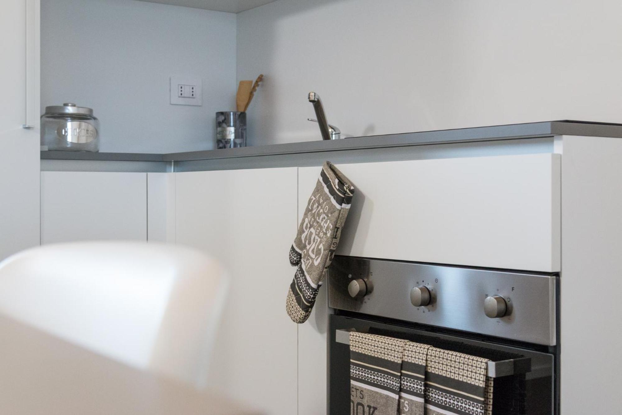 Two-Bedroom Suite - Photo 12