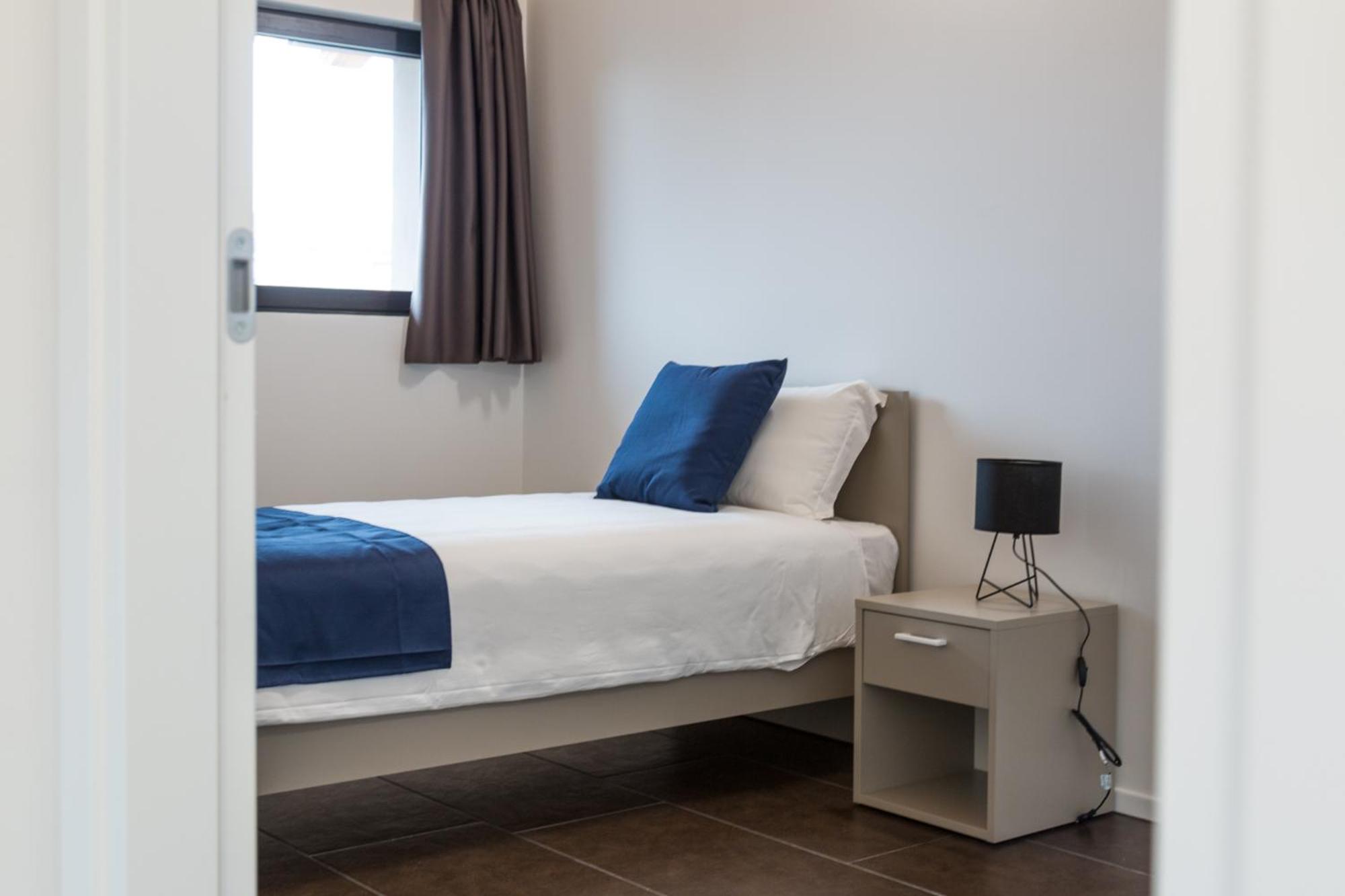 Two-Bedroom Suite - Photo 17