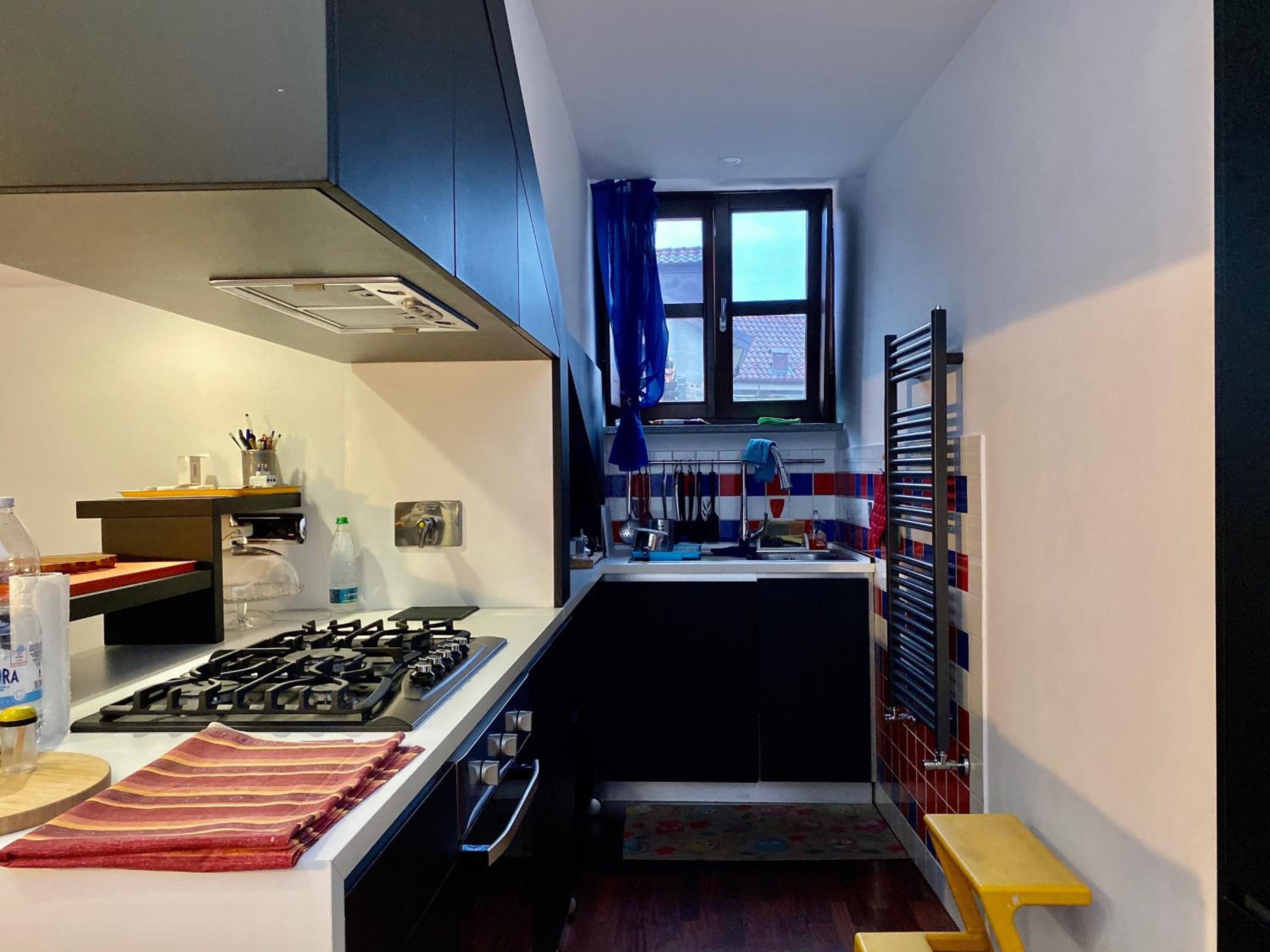 One-Bedroom Apartment - Photo 2