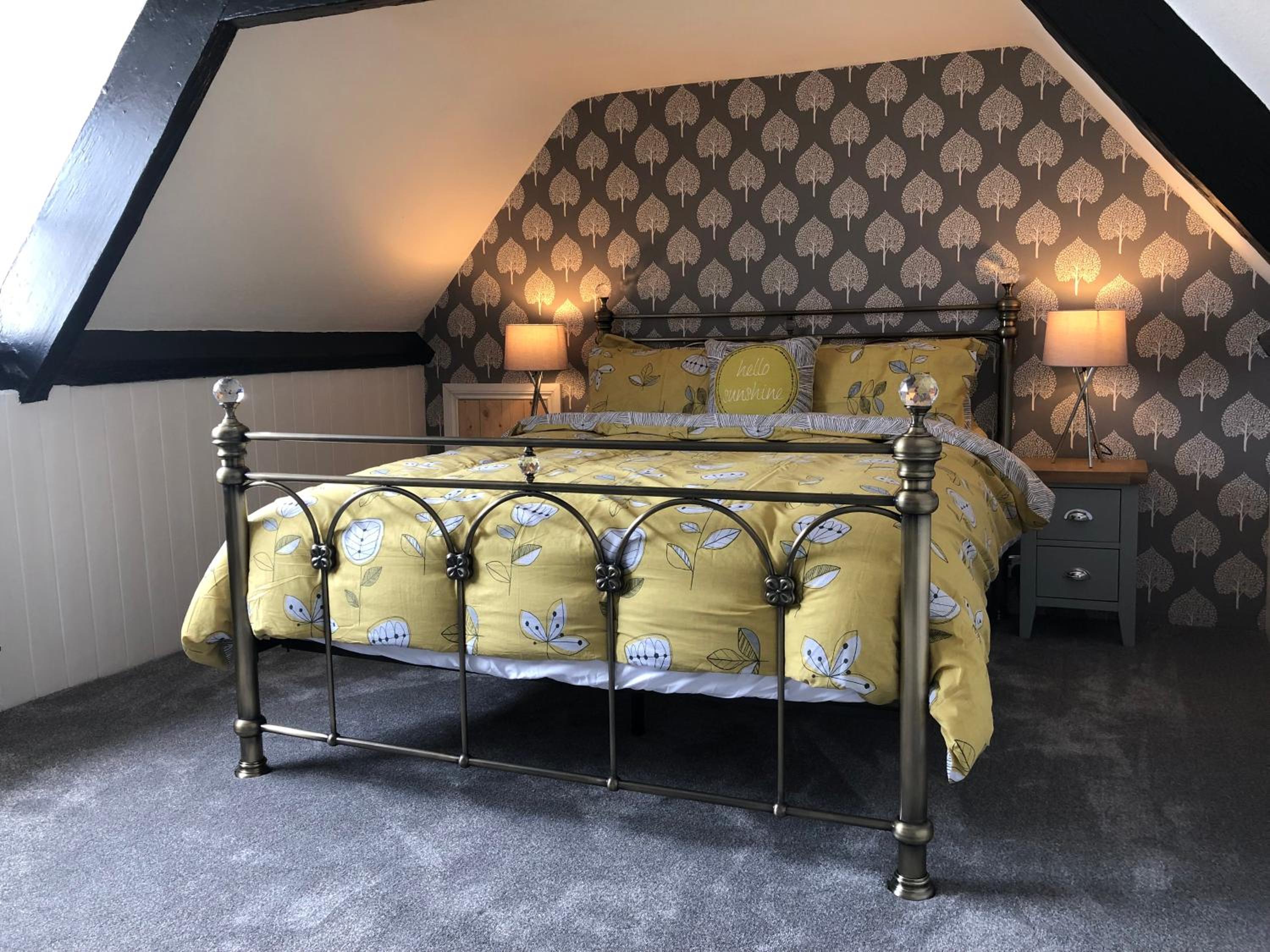 Standard Suite - Photo 1