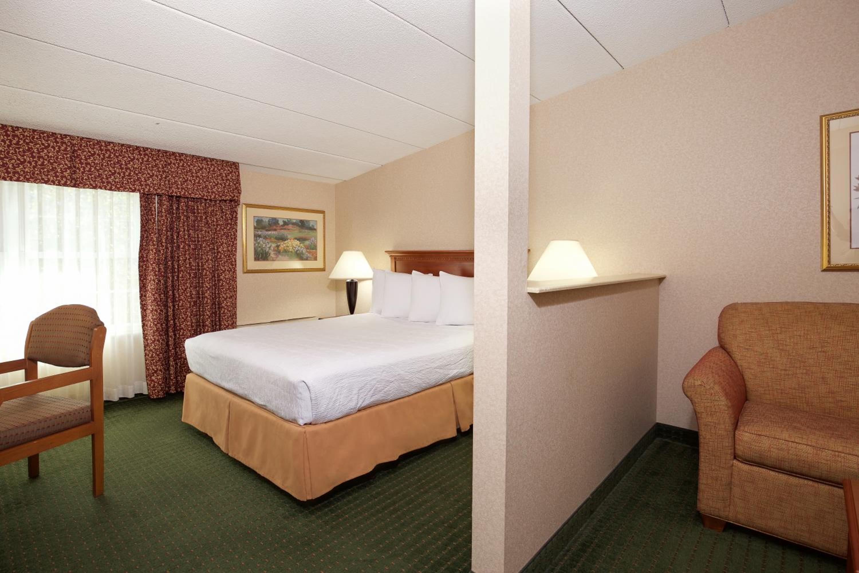 Queen Room - Photo 4