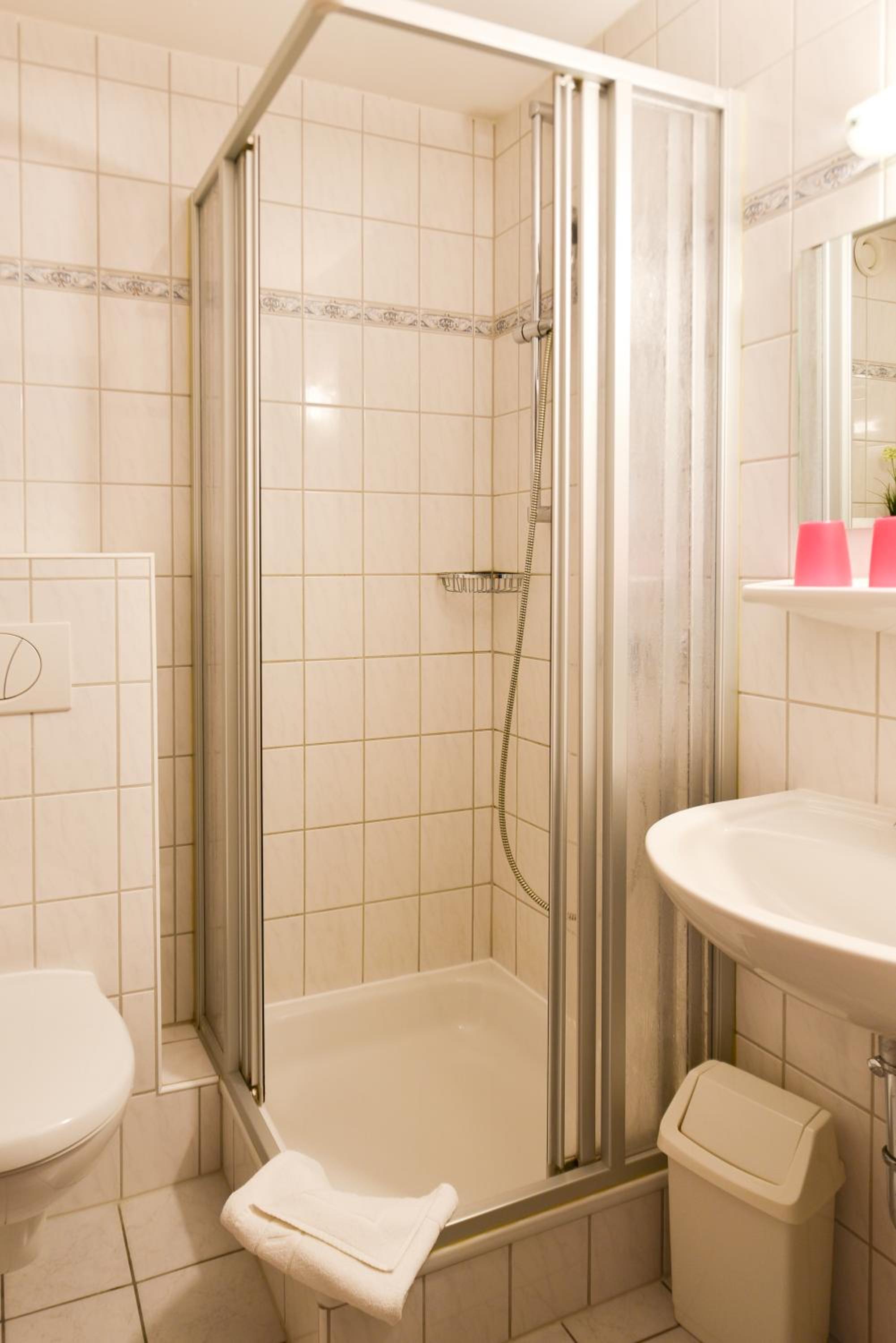 Double Room Comfort - Photo 12