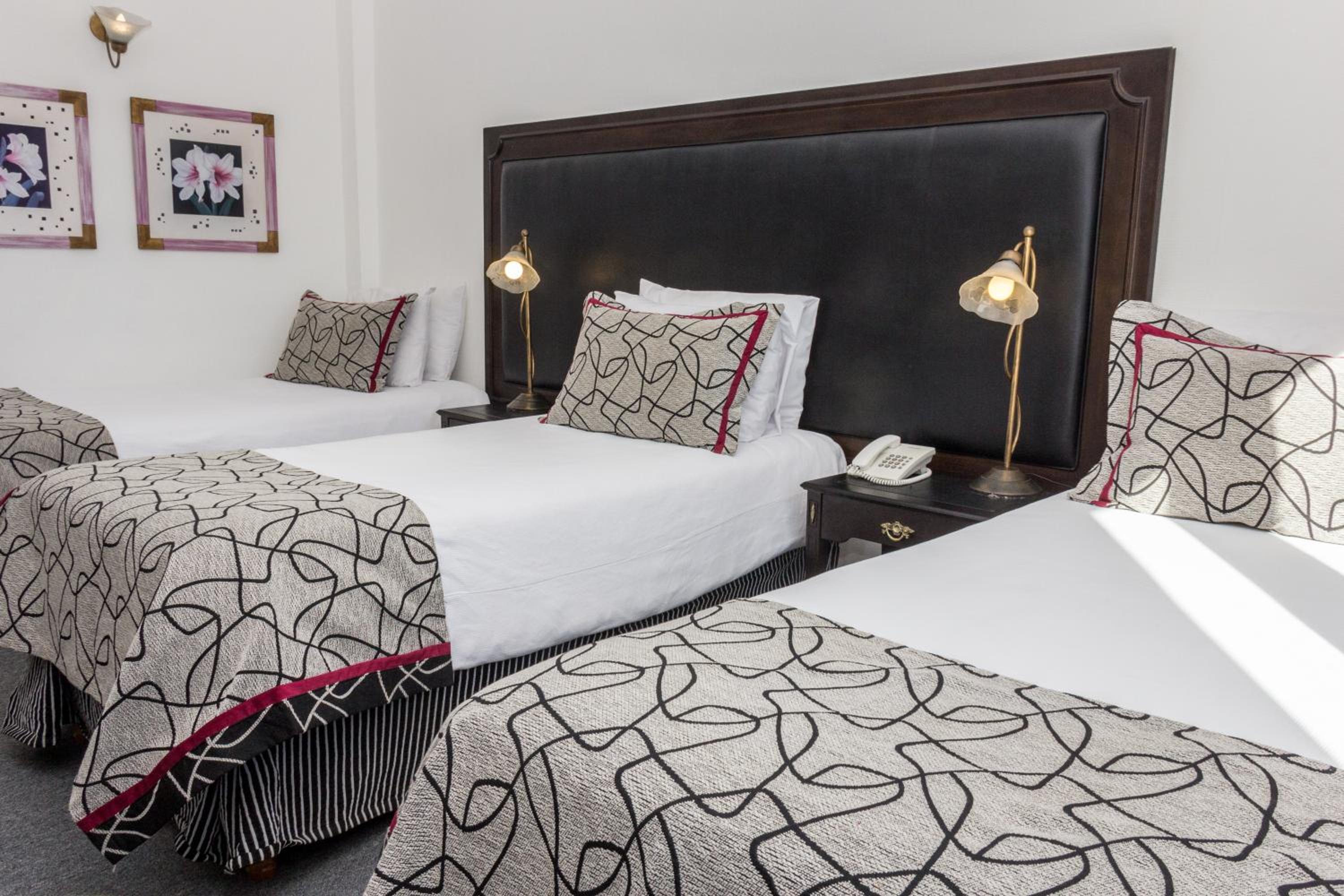 Superior Triple Room photo 3