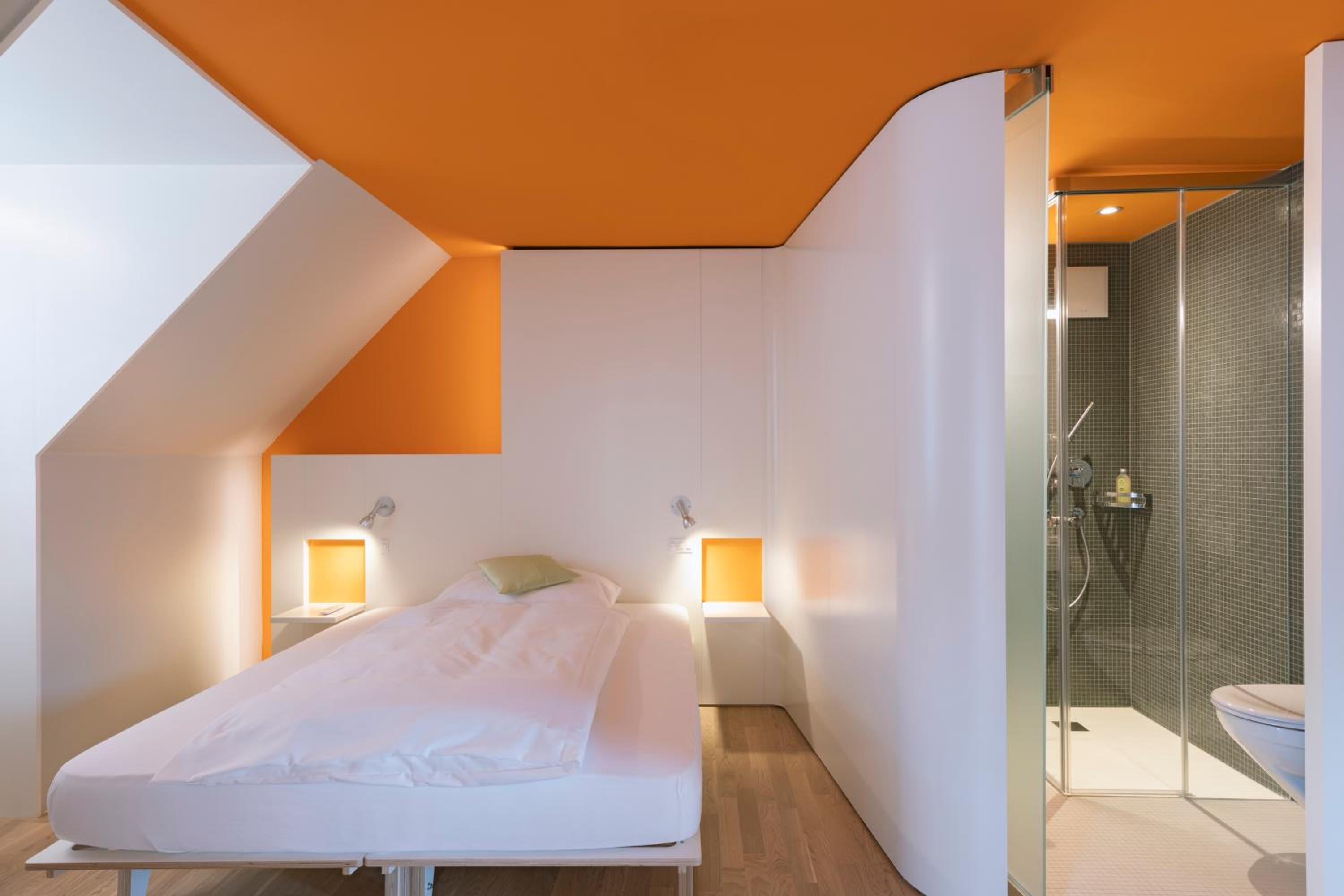 Superior Design Grandlit Room