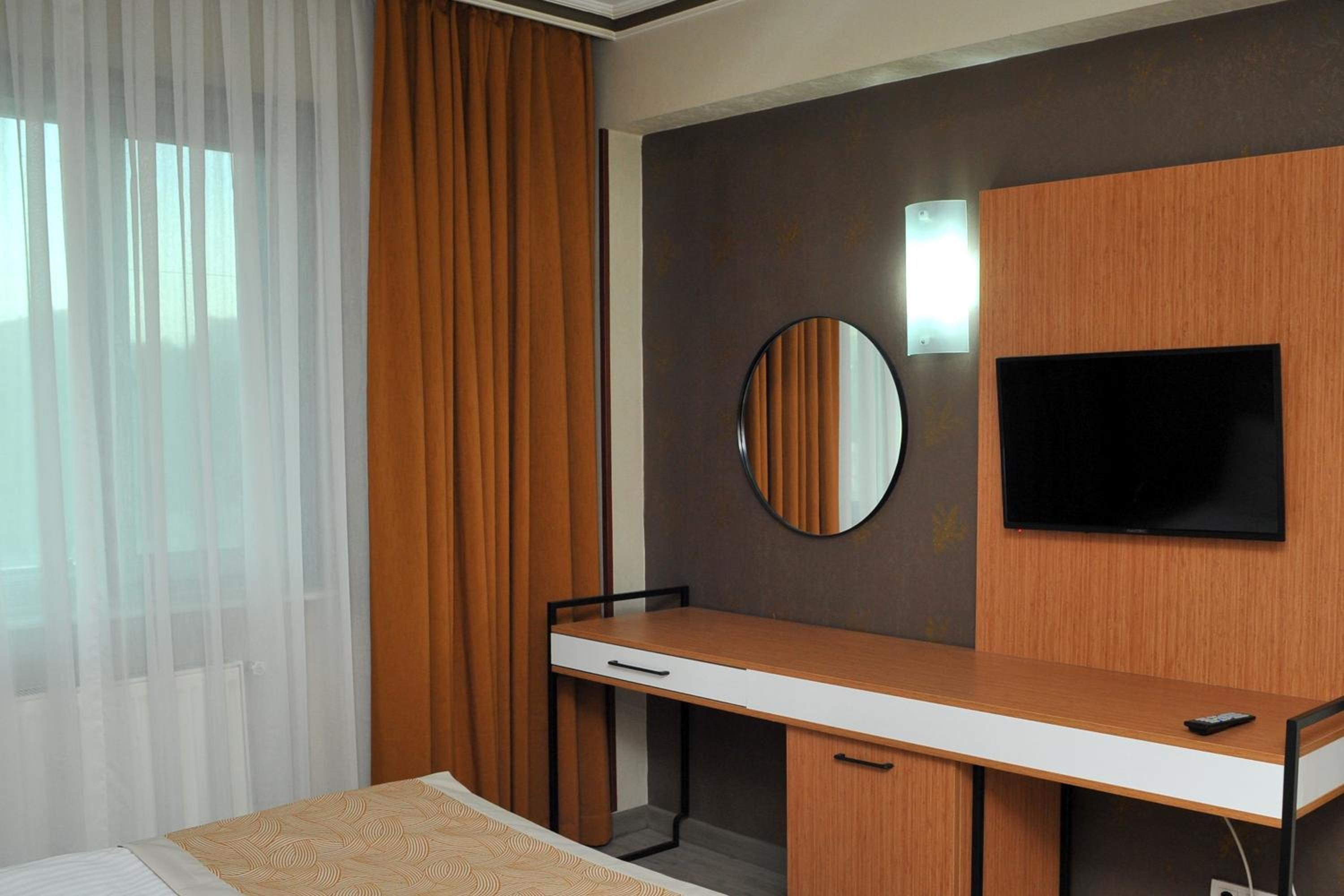 Standard Double Room - Photo 2