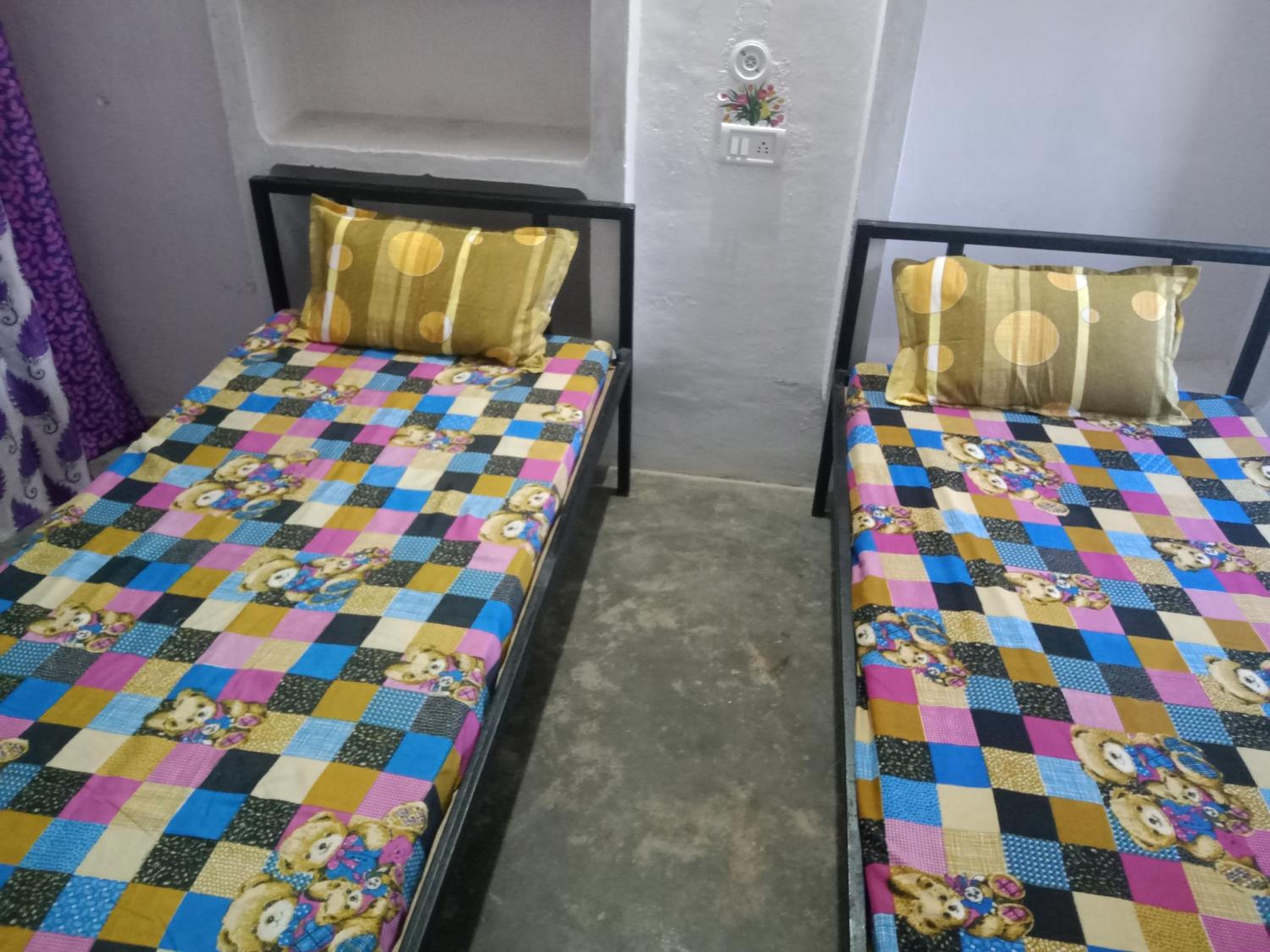 Double or Twin Room with Private Bathroom photo 1