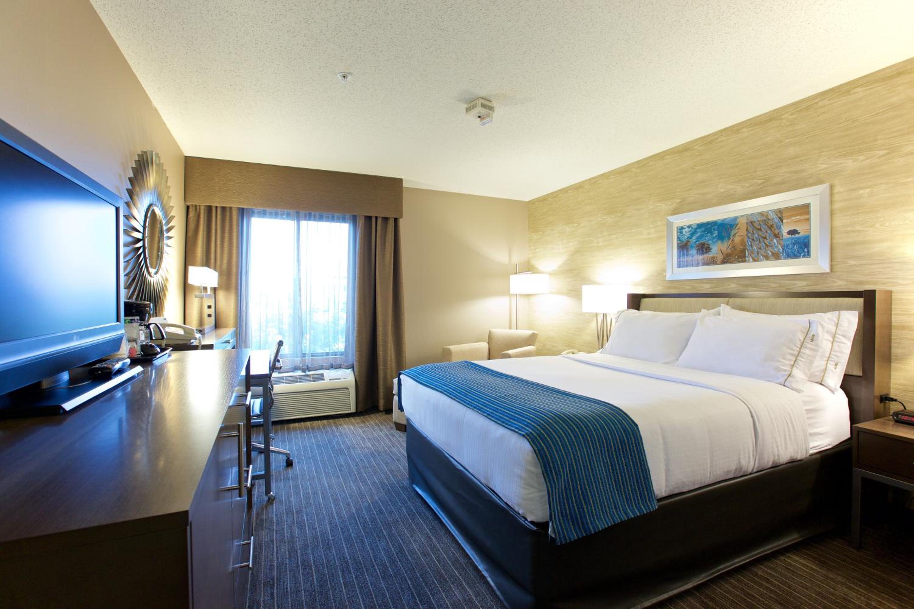 Standard Queen Room photo 1