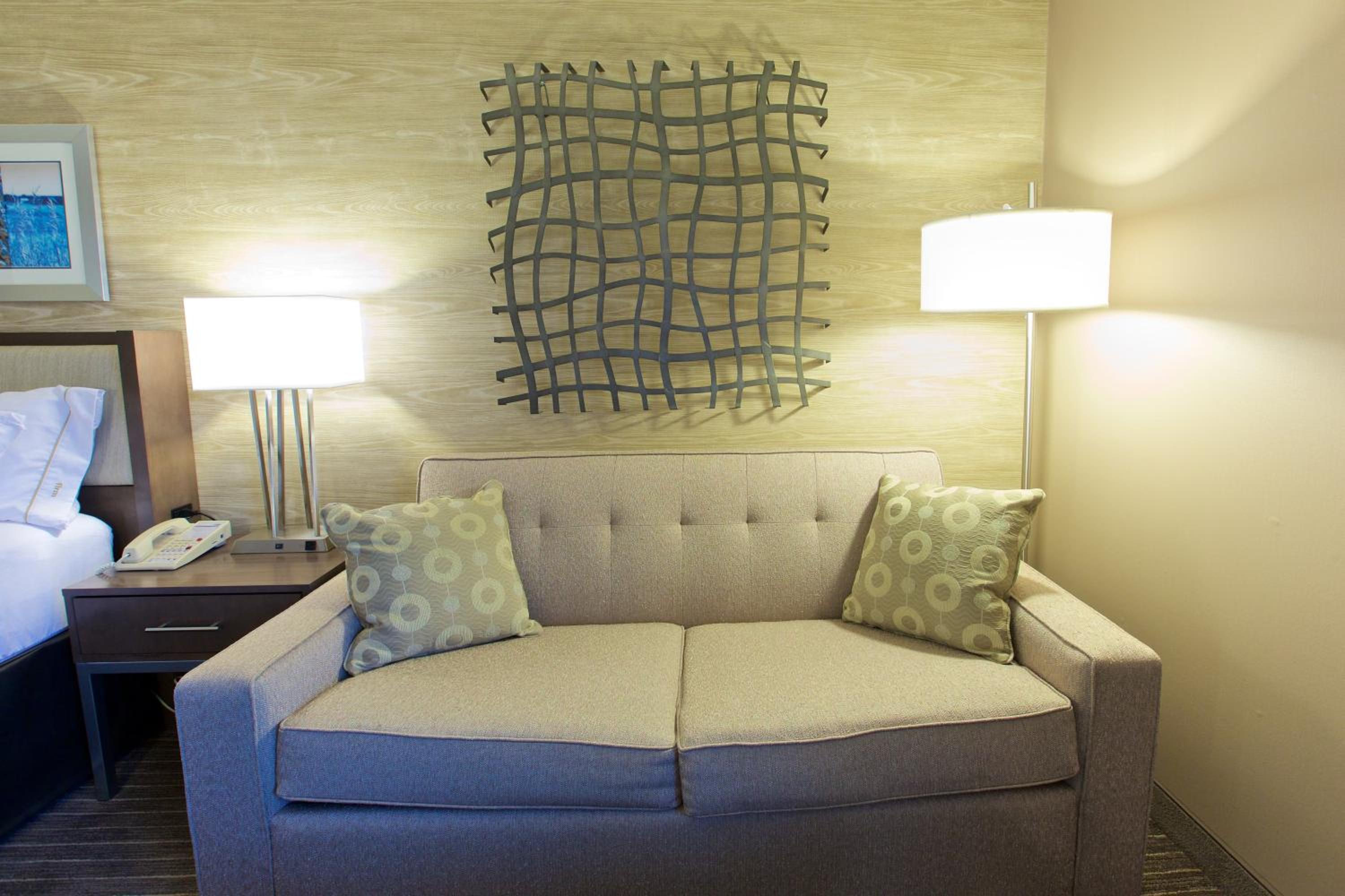 Standard King Room with Lounge Chair - Communications Accessible photo 1