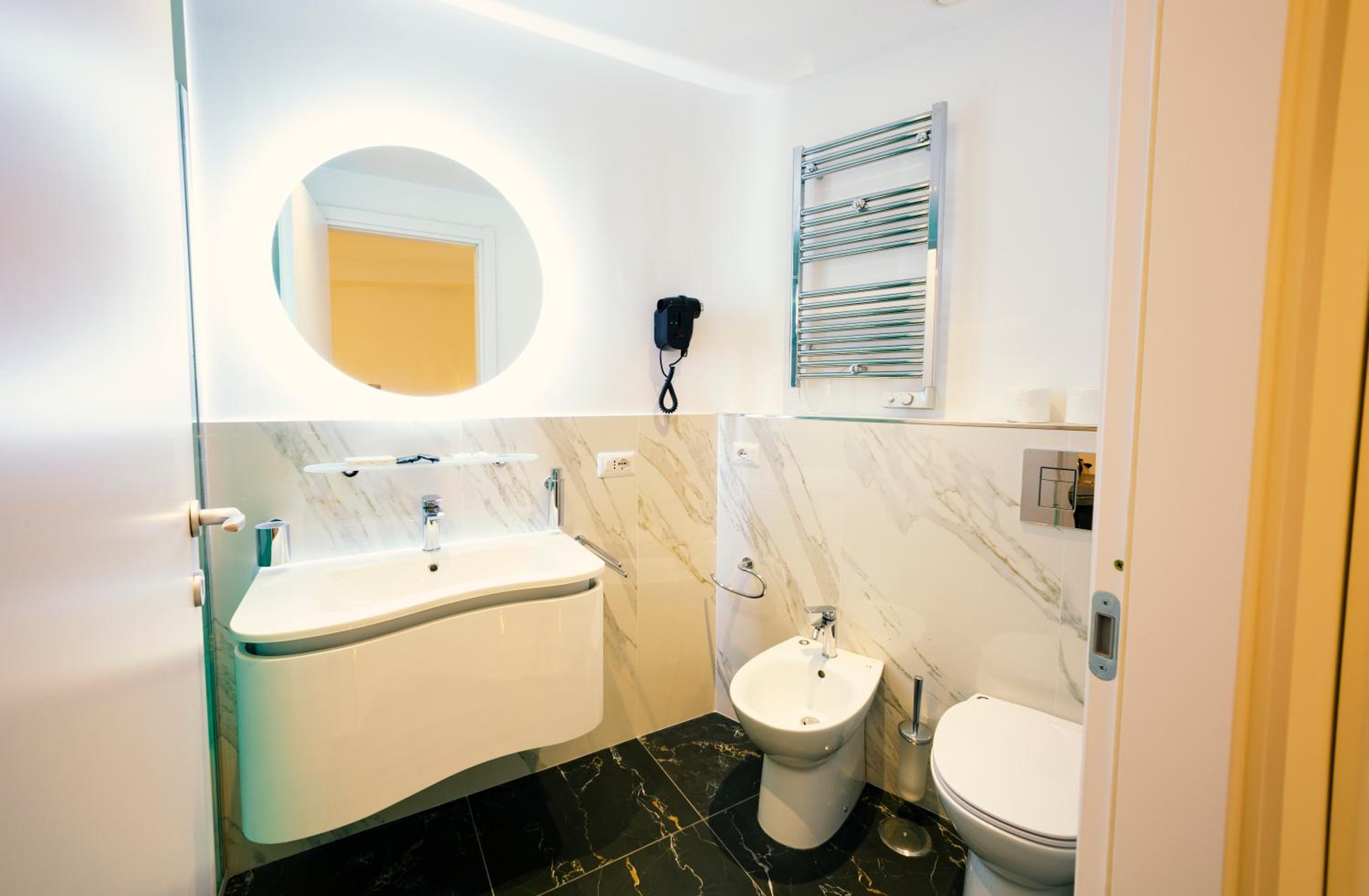 Quadruple Room with View photo 3