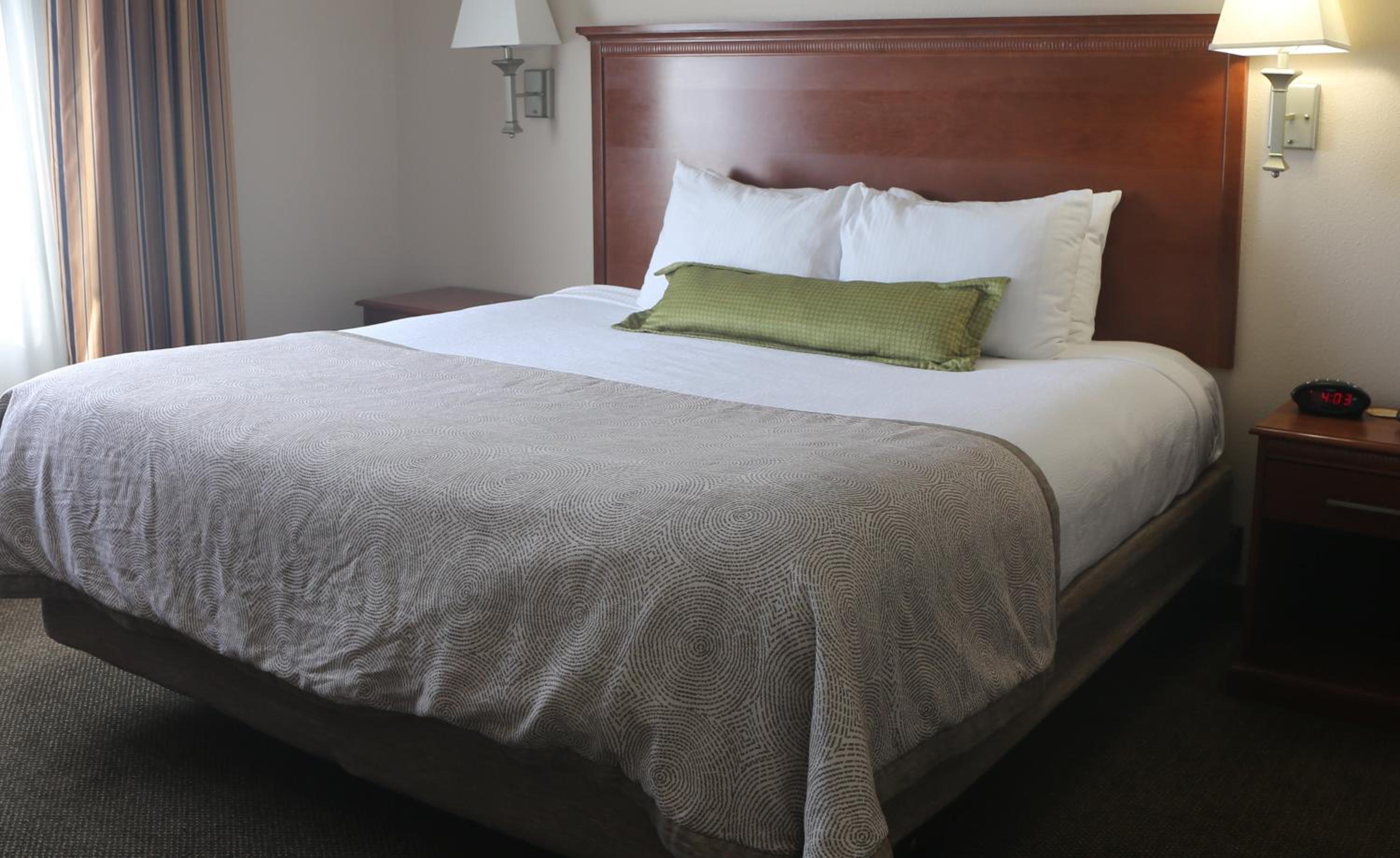 One-Bedroom King Suite - Photo 1